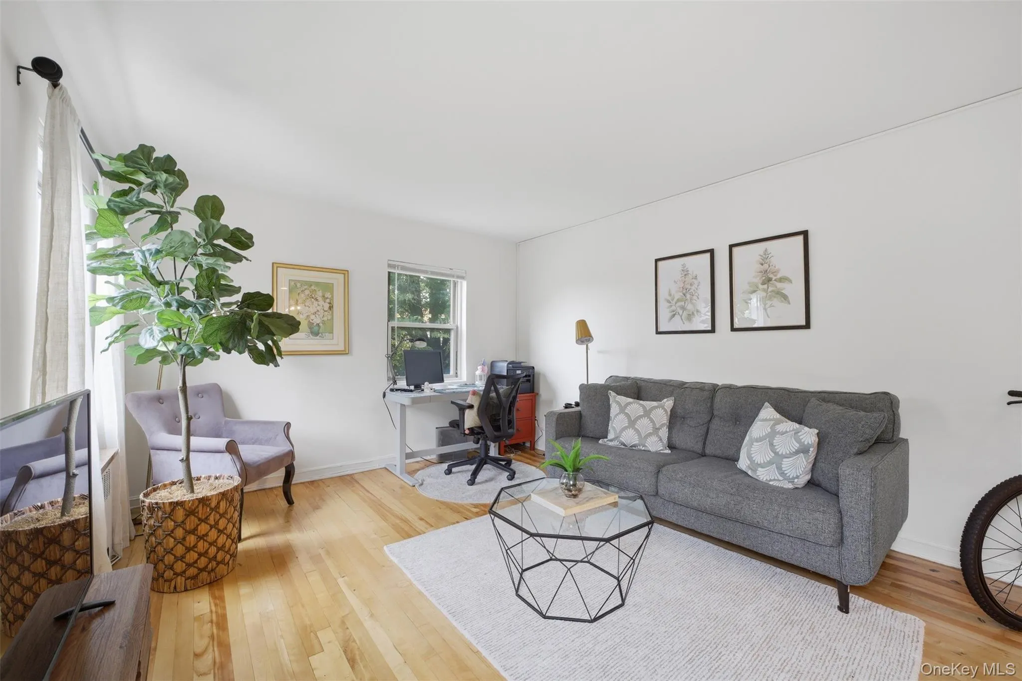 330 Broadway, Greenburgh, NY, 1 Bedroom Bedrooms, 3 Rooms Rooms,1 BathroomBathrooms,Residential,For Rent,Broadway,0,1038514 330 Broadway, Greenburgh, NY, 1 Bedroom Bedrooms, 3 Rooms Rooms,1 BathroomBathrooms,Residential,For Rent,Broadway,0,1038514
