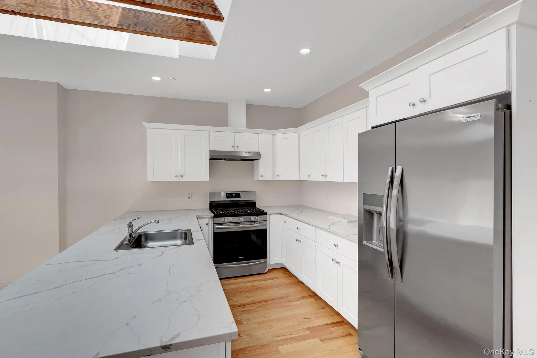 Kitchen with Stainless Steel Appliances Kitchen with Stainless Steel Appliances