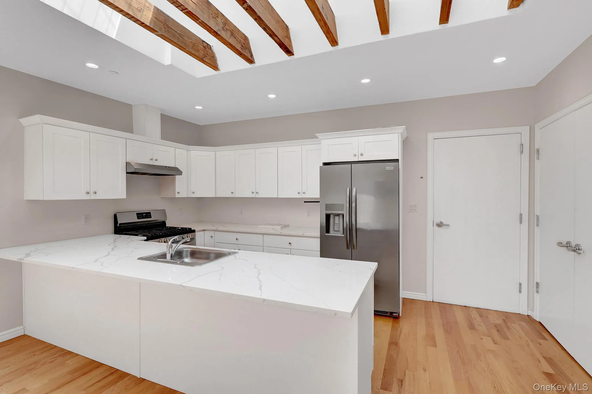 136 Rockaway Avenue, Hempstead, NY, 1 Bedroom Bedrooms, 4 Rooms Rooms,1 BathroomBathrooms,Residential Lease,For Rent,Rockaway,0,1038519 136 Rockaway Avenue, Hempstead, NY, 1 Bedroom Bedrooms, 4 Rooms Rooms,1 BathroomBathrooms,Residential Lease,For Rent,Rockaway,0,1038519