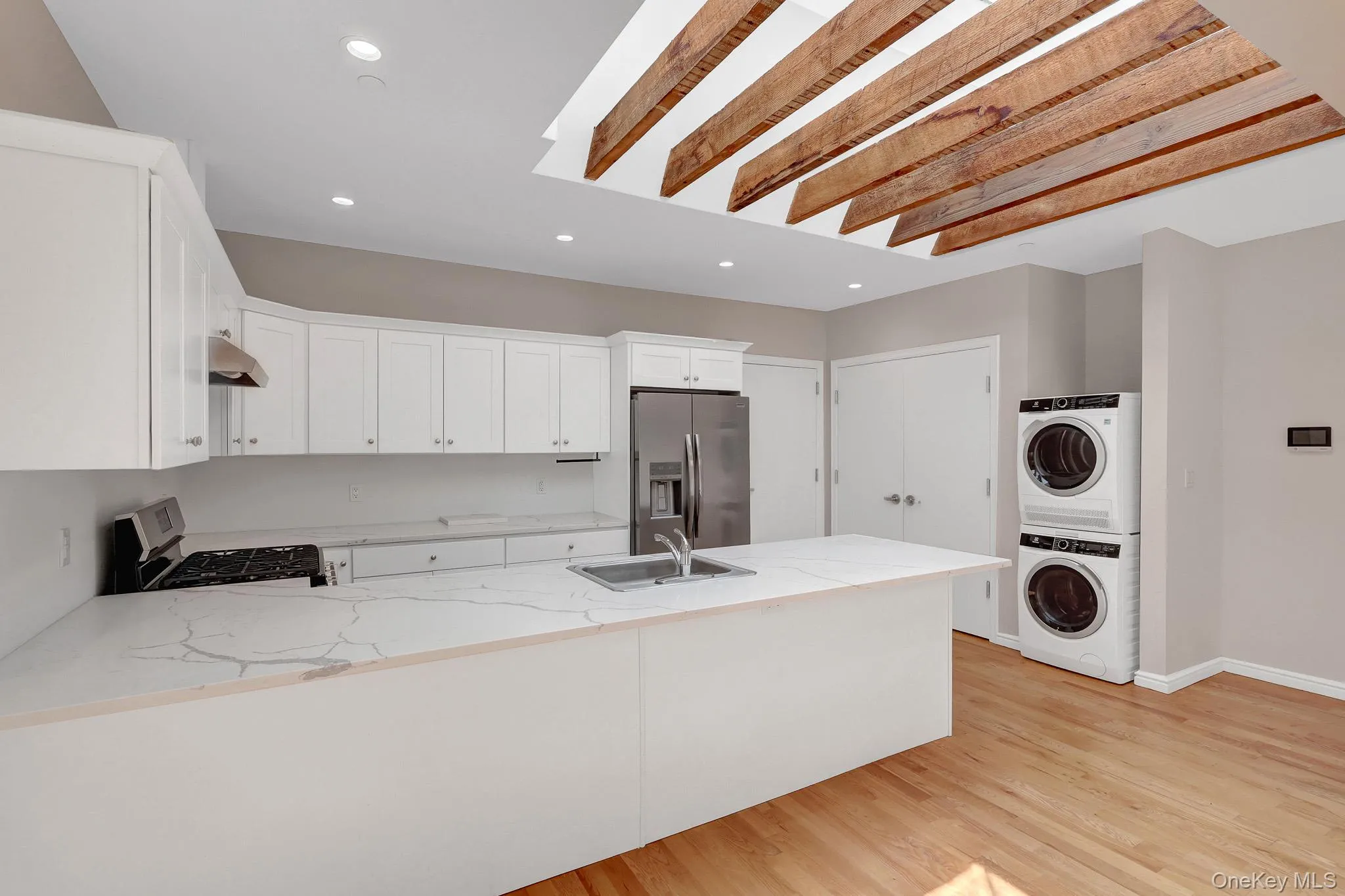 136 Rockaway Avenue, Hempstead, NY, 1 Bedroom Bedrooms, 4 Rooms Rooms,1 BathroomBathrooms,Residential Lease,For Rent,Rockaway,0,1038519 136 Rockaway Avenue, Hempstead, NY, 1 Bedroom Bedrooms, 4 Rooms Rooms,1 BathroomBathrooms,Residential Lease,For Rent,Rockaway,0,1038519