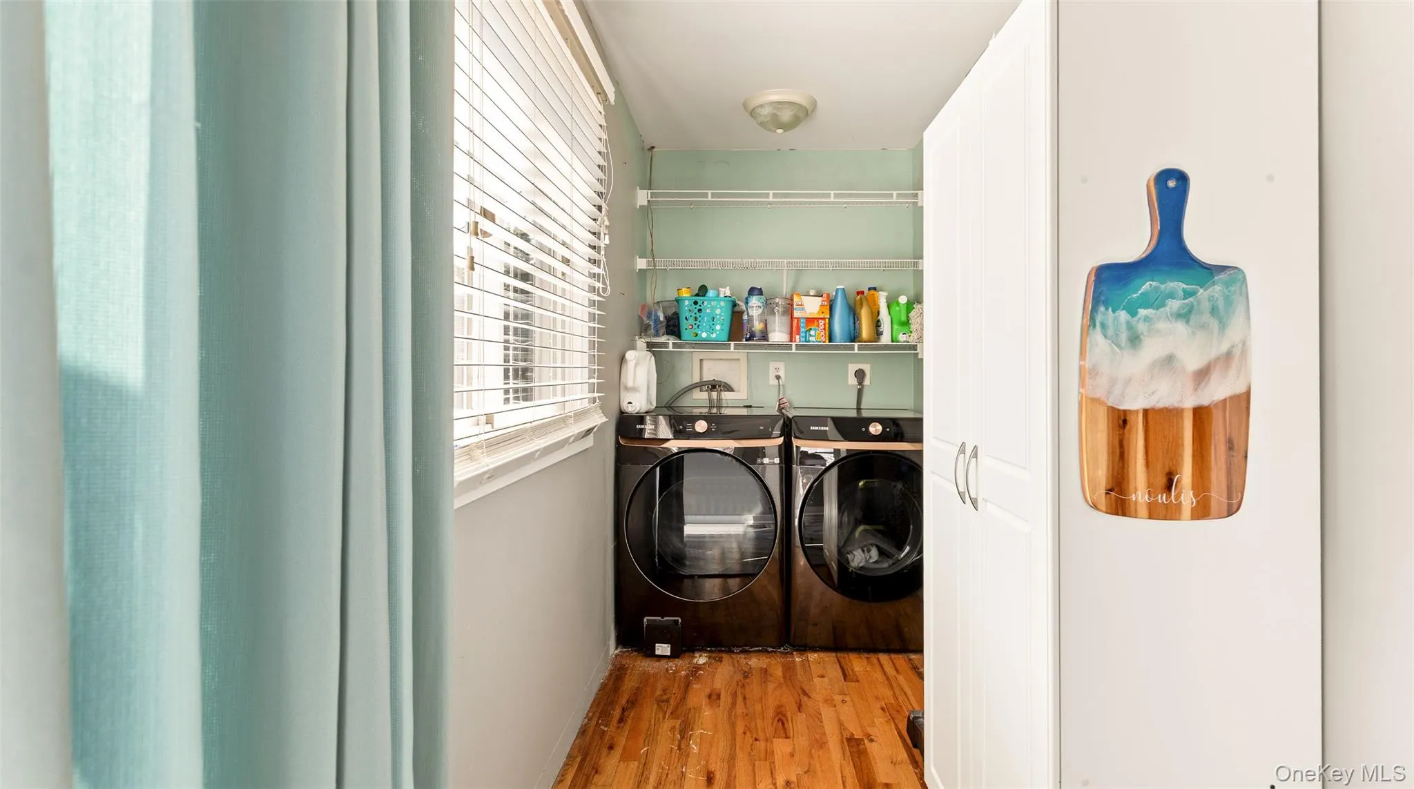 27 Wood Avenue, Brookhaven, NY, 3 Bedrooms Bedrooms, 6 Rooms Rooms,1 BathroomBathrooms,Residential,For Rent,Wood,0,1038520 27 Wood Avenue, Brookhaven, NY, 3 Bedrooms Bedrooms, 6 Rooms Rooms,1 BathroomBathrooms,Residential,For Rent,Wood,0,1038520