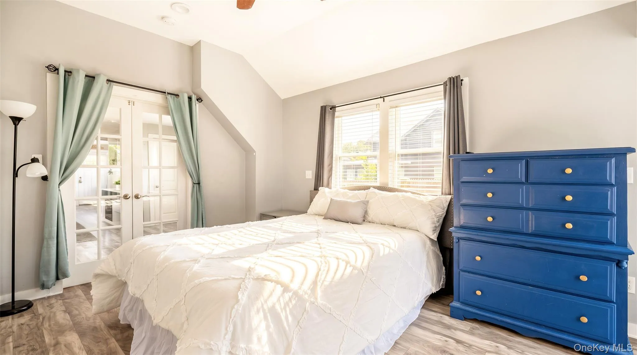 27 Wood Avenue, Brookhaven, NY, 3 Bedrooms Bedrooms, 6 Rooms Rooms,1 BathroomBathrooms,Residential,For Rent,Wood,0,1038520 27 Wood Avenue, Brookhaven, NY, 3 Bedrooms Bedrooms, 6 Rooms Rooms,1 BathroomBathrooms,Residential,For Rent,Wood,0,1038520