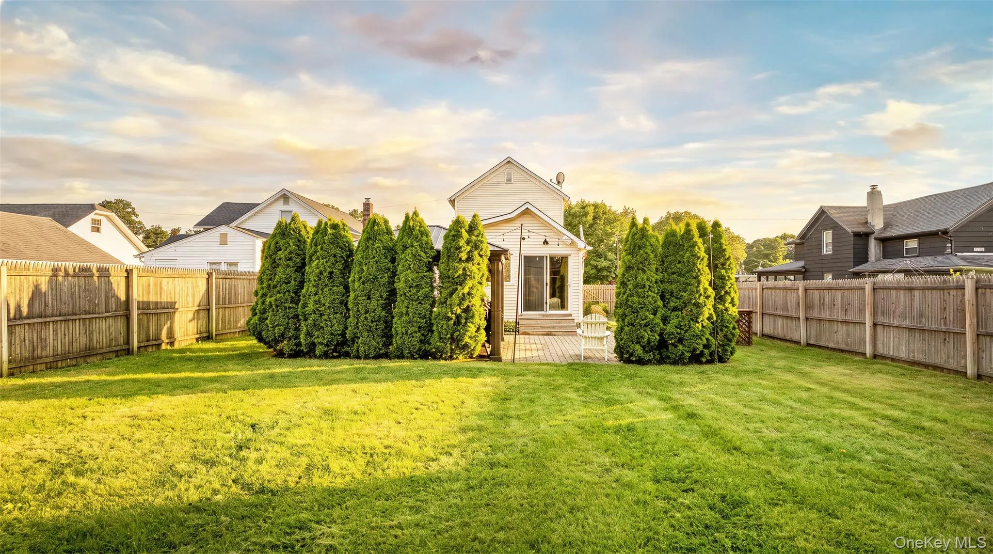 27 Wood Avenue, Brookhaven, NY, 3 Bedrooms Bedrooms, 6 Rooms Rooms,1 BathroomBathrooms,Residential,For Rent,Wood,0,1038520 27 Wood Avenue, Brookhaven, NY, 3 Bedrooms Bedrooms, 6 Rooms Rooms,1 BathroomBathrooms,Residential,For Rent,Wood,0,1038520