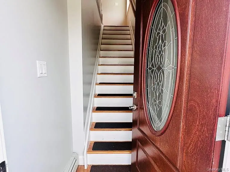 9976 164th Avenue, New York, NY, 3 Bedrooms Bedrooms, 5 Rooms Rooms,2 BathroomsBathrooms,Residential Lease,For Rent,164th,0,1038523 9976 164th Avenue, New York, NY, 3 Bedrooms Bedrooms, 5 Rooms Rooms,2 BathroomsBathrooms,Residential Lease,For Rent,164th,0,1038523