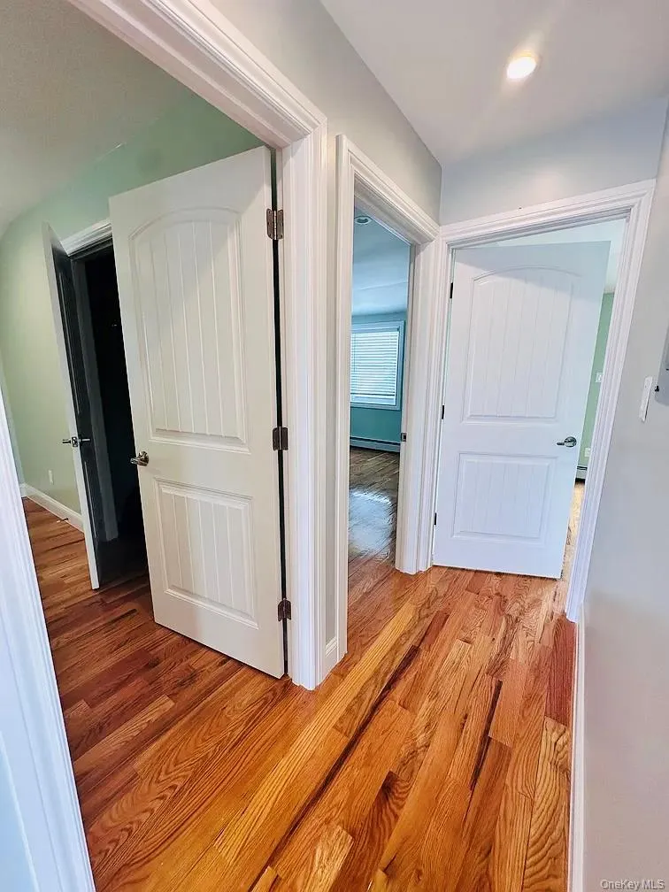 9976 164th Avenue, New York, NY, 3 Bedrooms Bedrooms, 5 Rooms Rooms,2 BathroomsBathrooms,Residential Lease,For Rent,164th,0,1038523 9976 164th Avenue, New York, NY, 3 Bedrooms Bedrooms, 5 Rooms Rooms,2 BathroomsBathrooms,Residential Lease,For Rent,164th,0,1038523