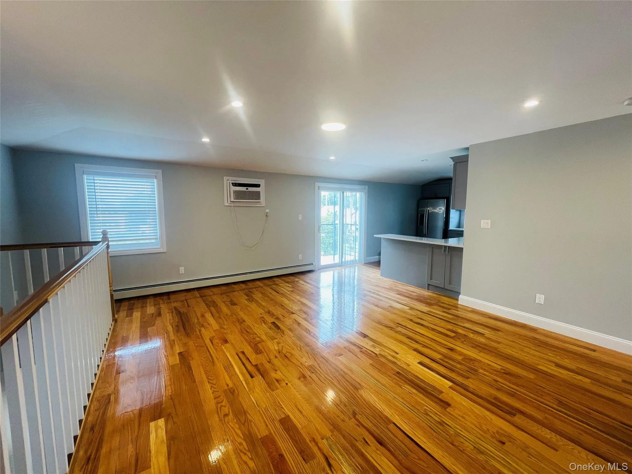 9976 164th Avenue, New York, NY, 3 Bedrooms Bedrooms, 5 Rooms Rooms,2 BathroomsBathrooms,Residential Lease,For Rent,164th,0,1038523 9976 164th Avenue, New York, NY, 3 Bedrooms Bedrooms, 5 Rooms Rooms,2 BathroomsBathrooms,Residential Lease,For Rent,164th,0,1038523