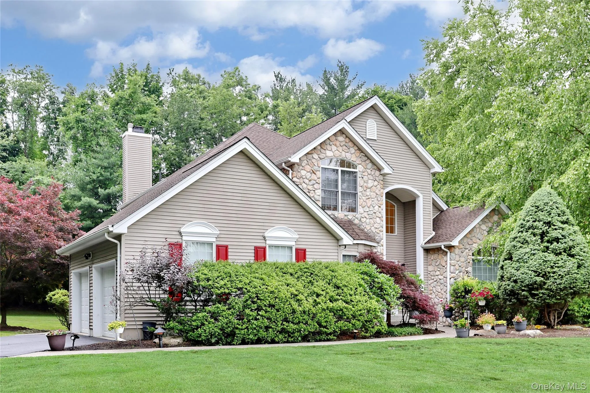 7 Birdie Drive, Ramapo, NY, 5 Bedrooms Bedrooms, 11 Rooms Rooms,3 BathroomsBathrooms,Residential,For Rent,Birdie,0,1038524 7 Birdie Drive, Ramapo, NY, 5 Bedrooms Bedrooms, 11 Rooms Rooms,3 BathroomsBathrooms,Residential,For Rent,Birdie,0,1038524