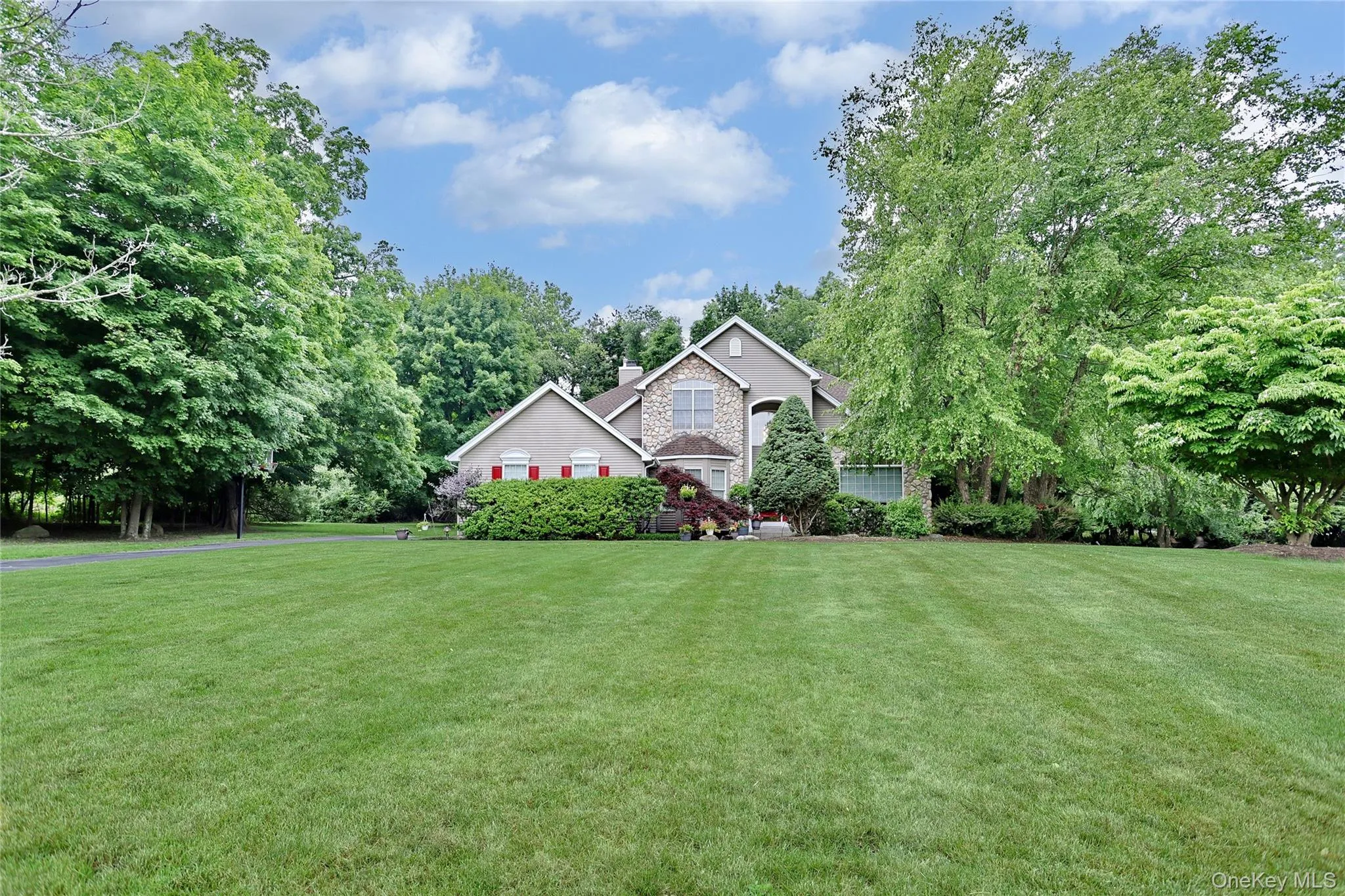 7 Birdie Drive, Ramapo, NY, 5 Bedrooms Bedrooms, 11 Rooms Rooms,3 BathroomsBathrooms,Residential,For Rent,Birdie,0,1038524 7 Birdie Drive, Ramapo, NY, 5 Bedrooms Bedrooms, 11 Rooms Rooms,3 BathroomsBathrooms,Residential,For Rent,Birdie,0,1038524