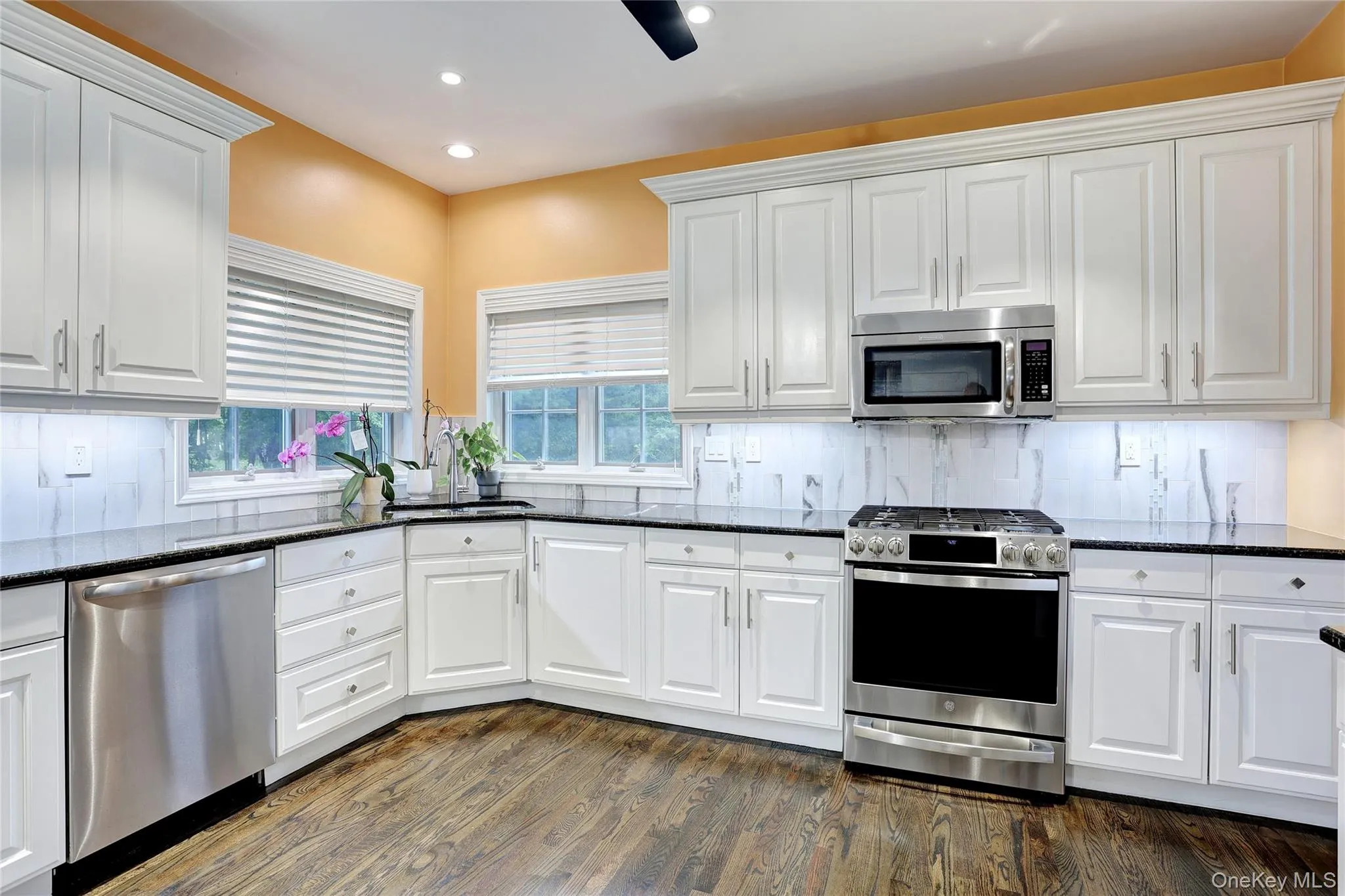 7 Birdie Drive, Ramapo, NY, 5 Bedrooms Bedrooms, 11 Rooms Rooms,3 BathroomsBathrooms,Residential,For Rent,Birdie,0,1038524 7 Birdie Drive, Ramapo, NY, 5 Bedrooms Bedrooms, 11 Rooms Rooms,3 BathroomsBathrooms,Residential,For Rent,Birdie,0,1038524