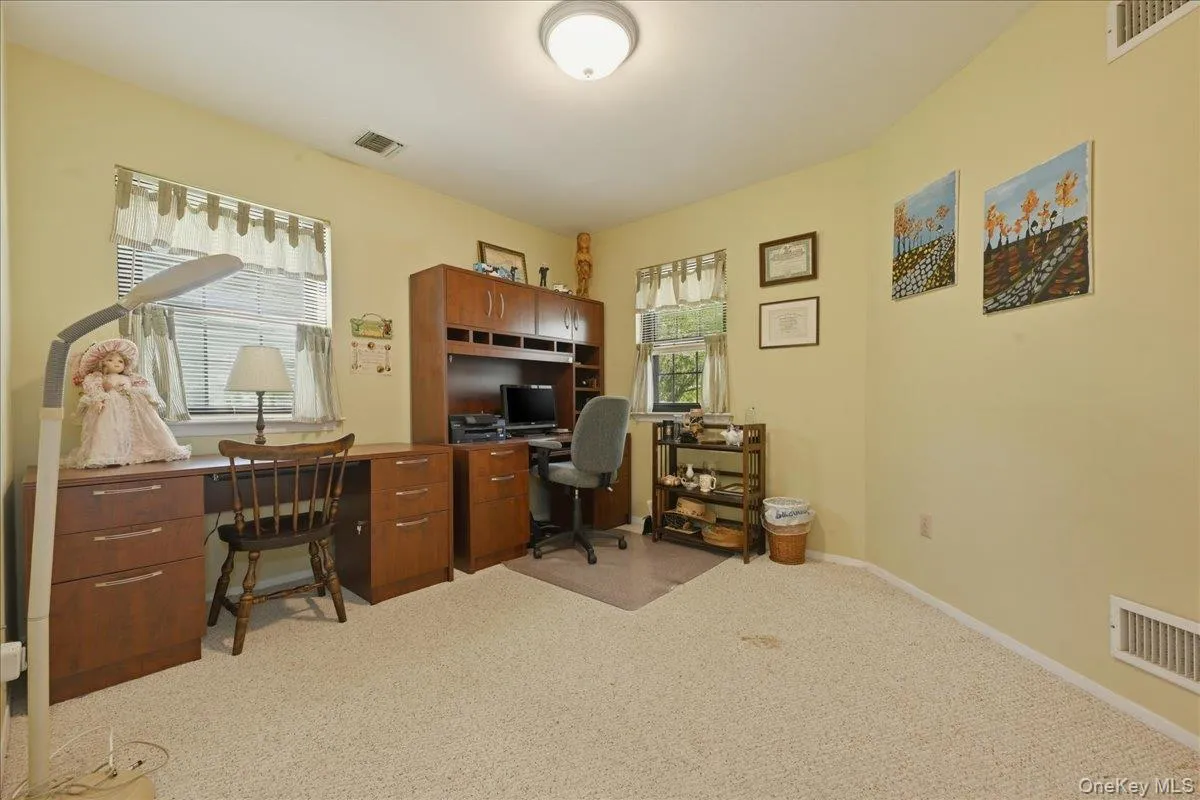 90 Knolls Drive, Brookhaven, NY, 2 Bedrooms Bedrooms, 5 Rooms Rooms,2 BathroomsBathrooms,Residential,For Rent,Knolls,0,1038527 90 Knolls Drive, Brookhaven, NY, 2 Bedrooms Bedrooms, 5 Rooms Rooms,2 BathroomsBathrooms,Residential,For Rent,Knolls,0,1038527