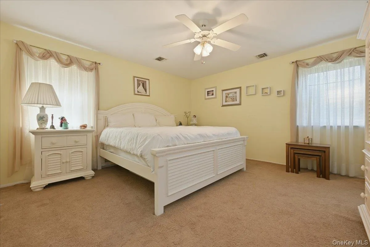 90 Knolls Drive, Brookhaven, NY, 2 Bedrooms Bedrooms, 5 Rooms Rooms,2 BathroomsBathrooms,Residential,For Rent,Knolls,0,1038527 90 Knolls Drive, Brookhaven, NY, 2 Bedrooms Bedrooms, 5 Rooms Rooms,2 BathroomsBathrooms,Residential,For Rent,Knolls,0,1038527