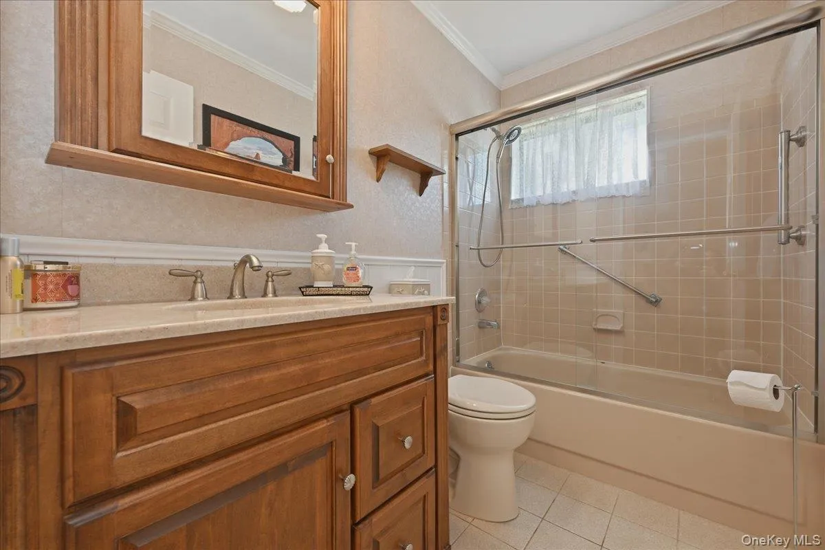90 Knolls Drive, Brookhaven, NY, 2 Bedrooms Bedrooms, 5 Rooms Rooms,2 BathroomsBathrooms,Residential,For Rent,Knolls,0,1038527 90 Knolls Drive, Brookhaven, NY, 2 Bedrooms Bedrooms, 5 Rooms Rooms,2 BathroomsBathrooms,Residential,For Rent,Knolls,0,1038527