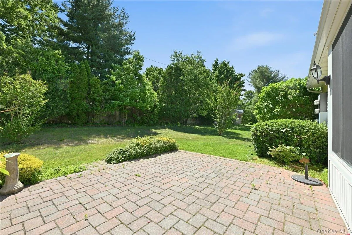 90 Knolls Drive, Brookhaven, NY, 2 Bedrooms Bedrooms, 5 Rooms Rooms,2 BathroomsBathrooms,Residential,For Rent,Knolls,0,1038527 90 Knolls Drive, Brookhaven, NY, 2 Bedrooms Bedrooms, 5 Rooms Rooms,2 BathroomsBathrooms,Residential,For Rent,Knolls,0,1038527
