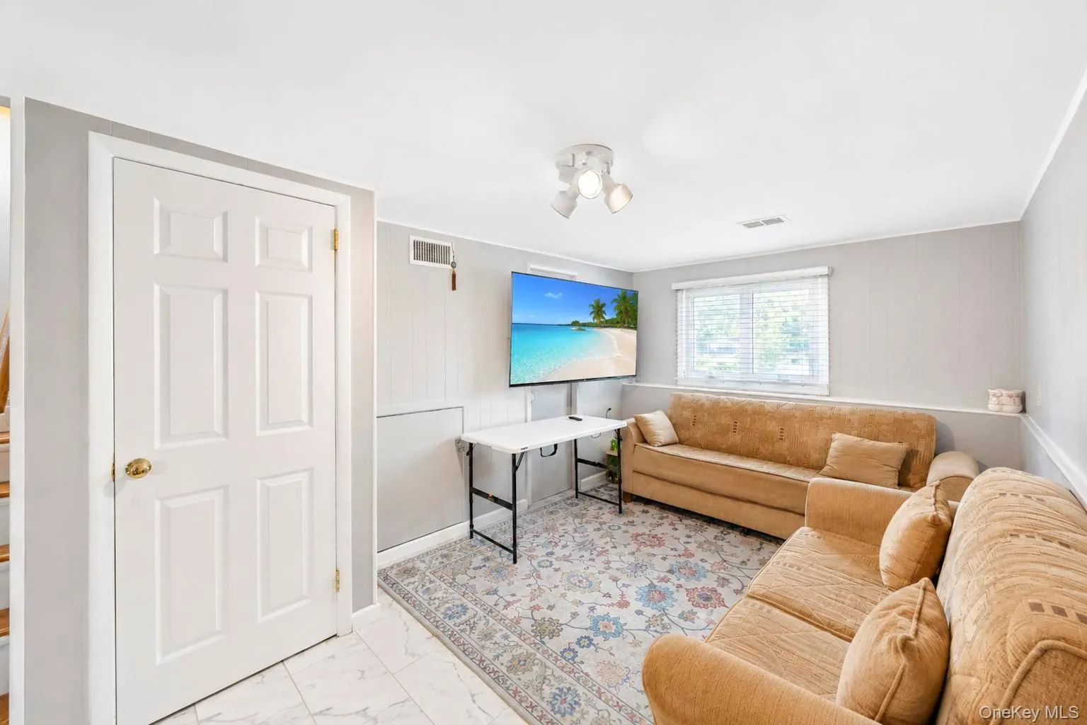 7 Primrose Avenue, Oyster Bay, NY, 3 Bedrooms Bedrooms, 10 Rooms Rooms,2 BathroomsBathrooms,Residential,For Rent,Primrose,0,1038529 7 Primrose Avenue, Oyster Bay, NY, 3 Bedrooms Bedrooms, 10 Rooms Rooms,2 BathroomsBathrooms,Residential,For Rent,Primrose,0,1038529