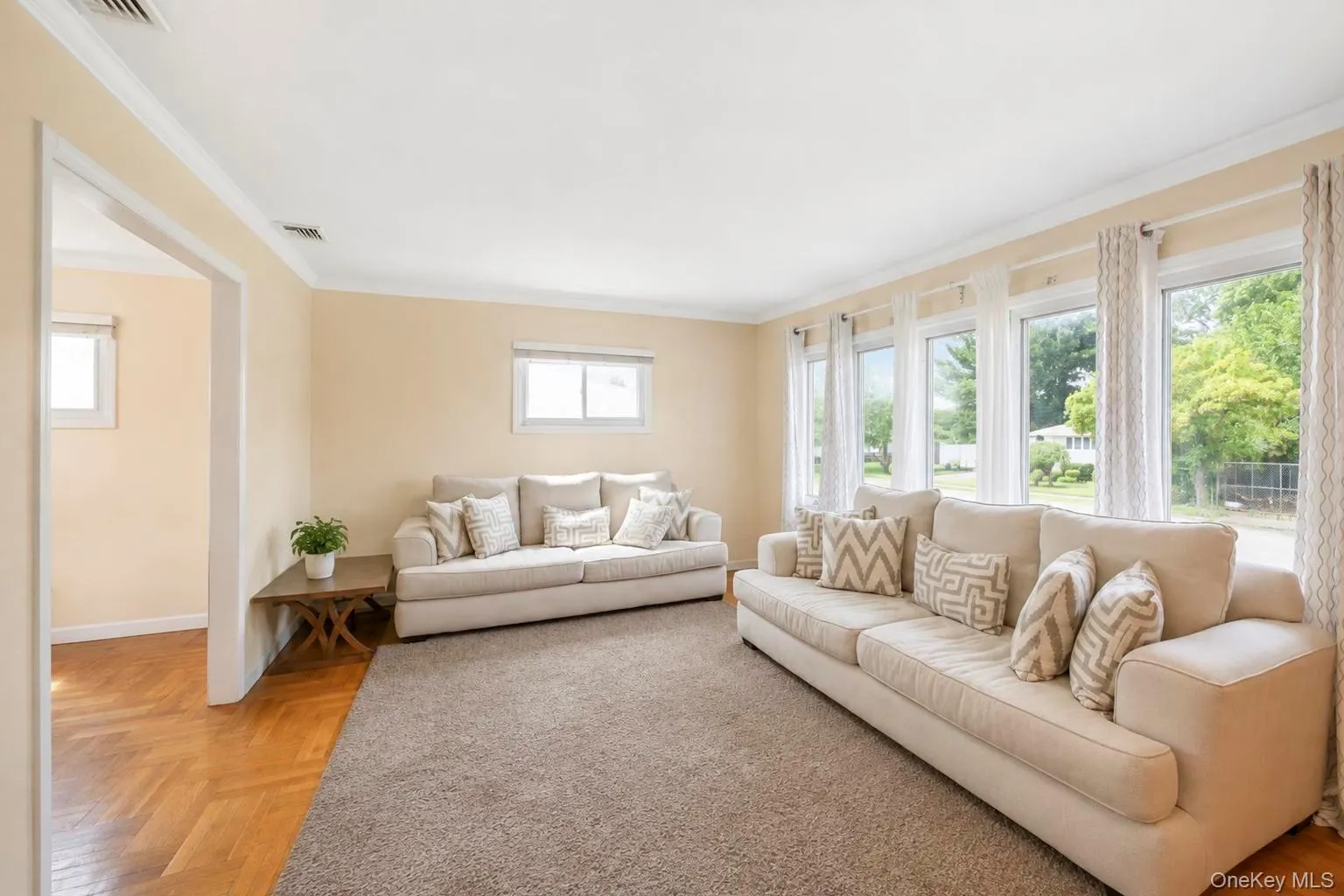 7 Primrose Avenue, Oyster Bay, NY, 3 Bedrooms Bedrooms, 10 Rooms Rooms,2 BathroomsBathrooms,Residential,For Rent,Primrose,0,1038529 7 Primrose Avenue, Oyster Bay, NY, 3 Bedrooms Bedrooms, 10 Rooms Rooms,2 BathroomsBathrooms,Residential,For Rent,Primrose,0,1038529
