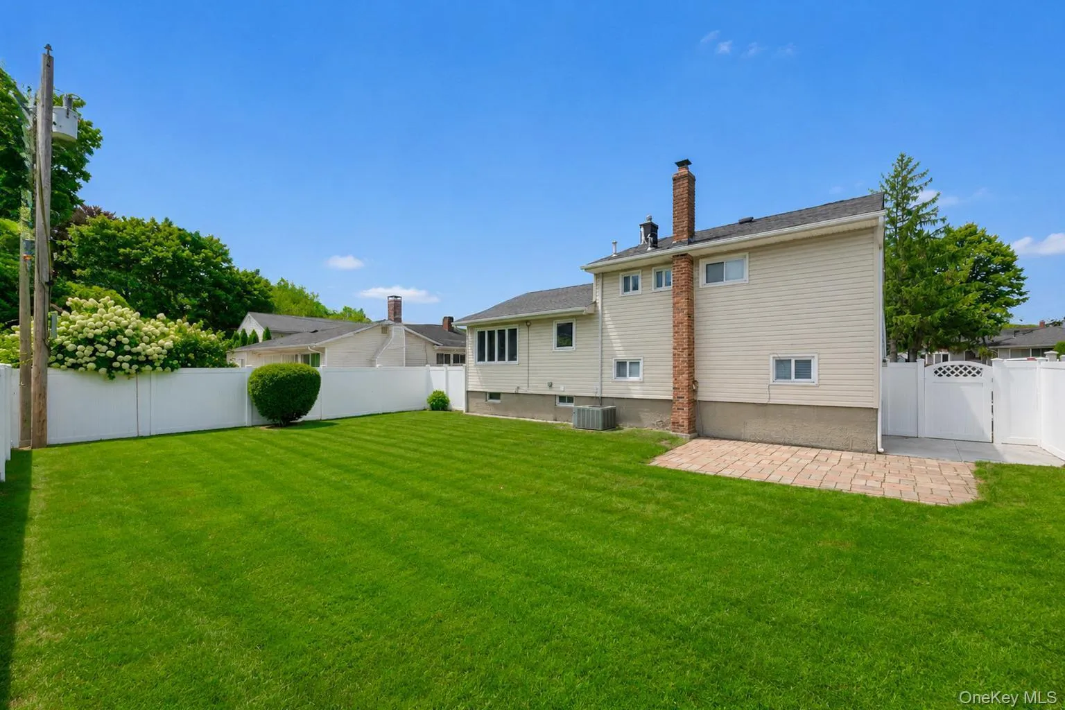 7 Primrose Avenue, Oyster Bay, NY, 3 Bedrooms Bedrooms, 10 Rooms Rooms,2 BathroomsBathrooms,Residential,For Rent,Primrose,0,1038529 7 Primrose Avenue, Oyster Bay, NY, 3 Bedrooms Bedrooms, 10 Rooms Rooms,2 BathroomsBathrooms,Residential,For Rent,Primrose,0,1038529