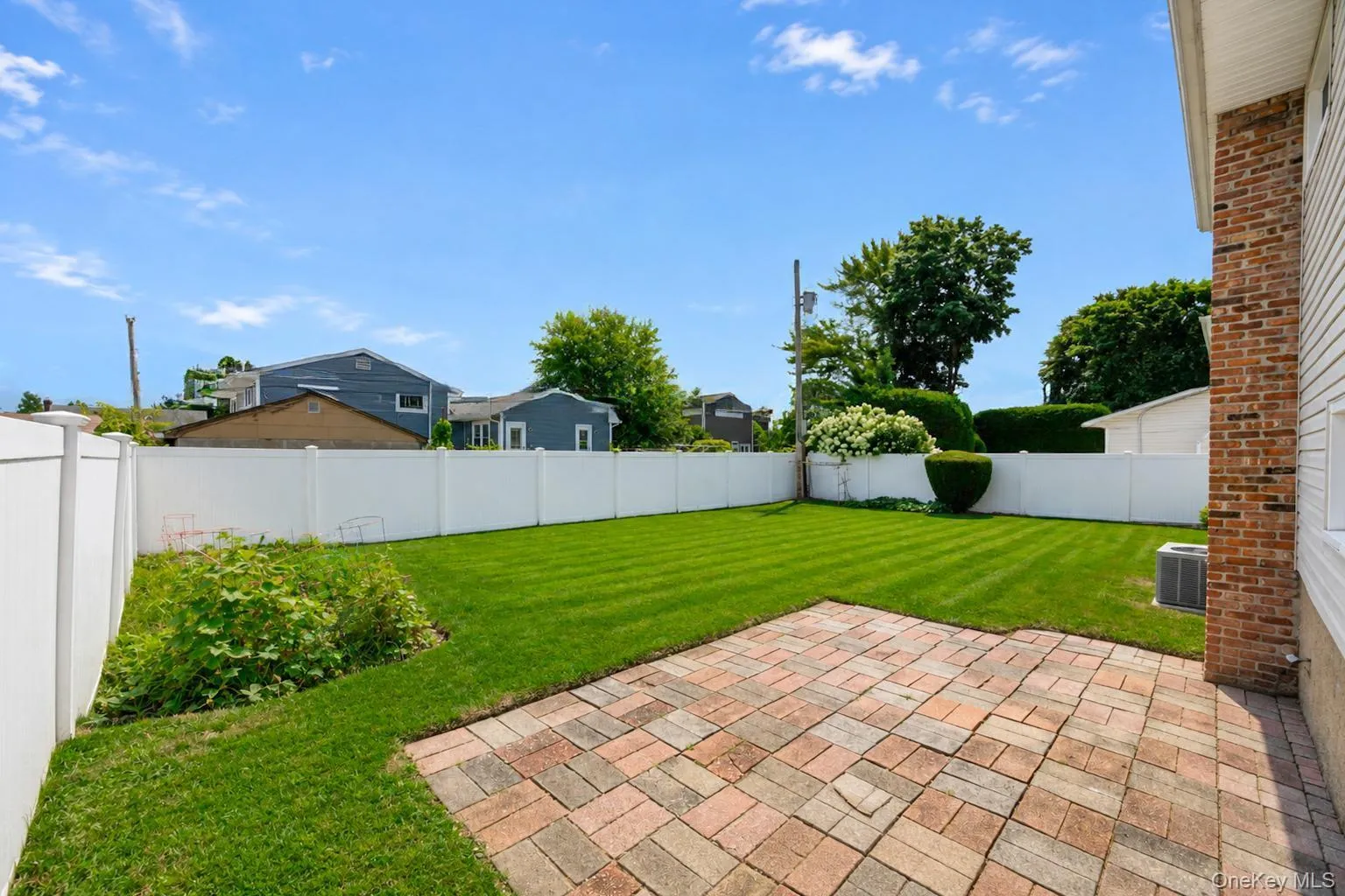 7 Primrose Avenue, Oyster Bay, NY, 3 Bedrooms Bedrooms, 10 Rooms Rooms,2 BathroomsBathrooms,Residential,For Rent,Primrose,0,1038529 7 Primrose Avenue, Oyster Bay, NY, 3 Bedrooms Bedrooms, 10 Rooms Rooms,2 BathroomsBathrooms,Residential,For Rent,Primrose,0,1038529