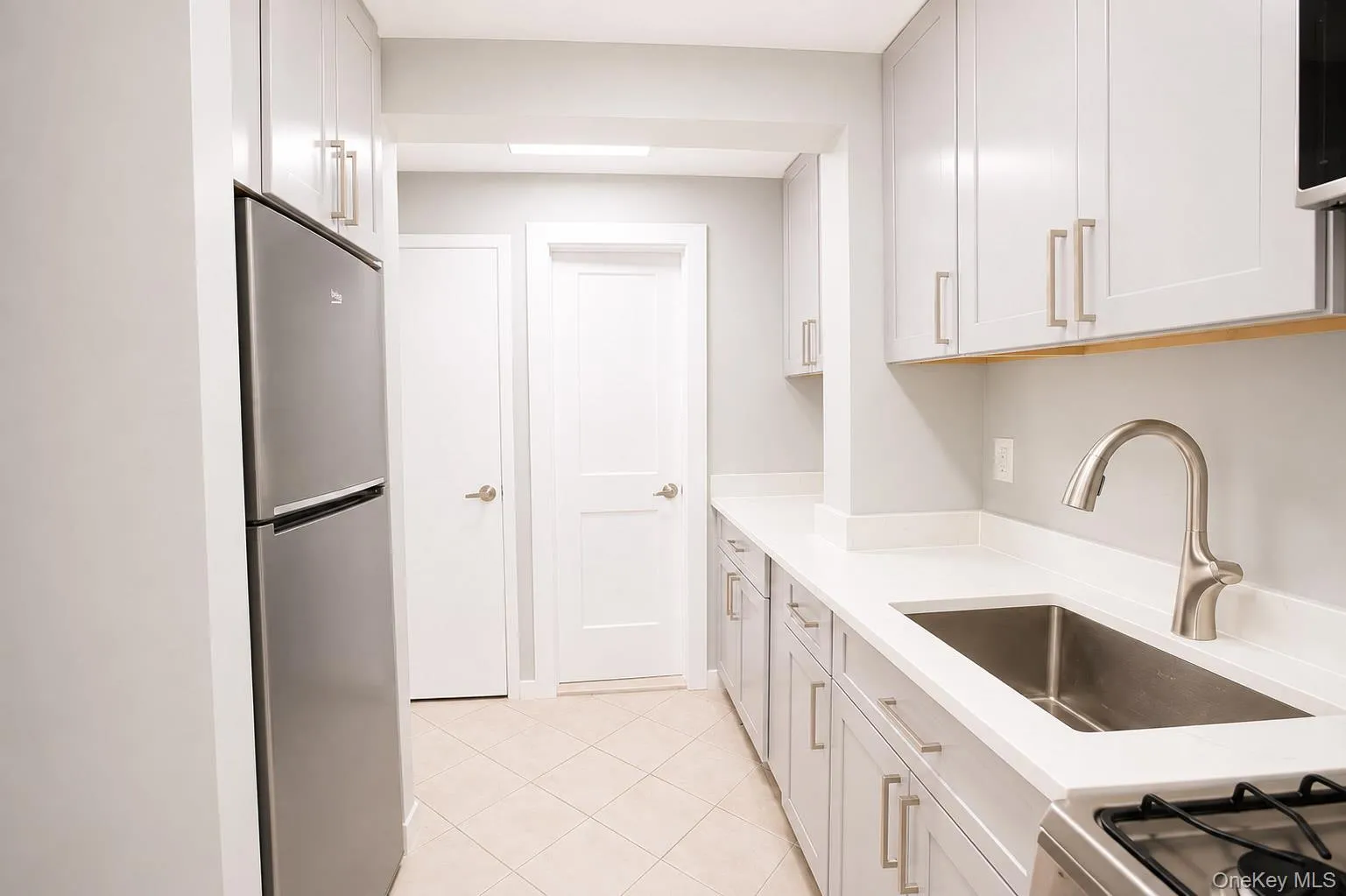 248 Broadway, Long Beach, NY, 1 Bedroom Bedrooms, 4 Rooms Rooms,1 BathroomBathrooms,Residential Lease,For Rent,Broadway,0,1038534 248 Broadway, Long Beach, NY, 1 Bedroom Bedrooms, 4 Rooms Rooms,1 BathroomBathrooms,Residential Lease,For Rent,Broadway,0,1038534