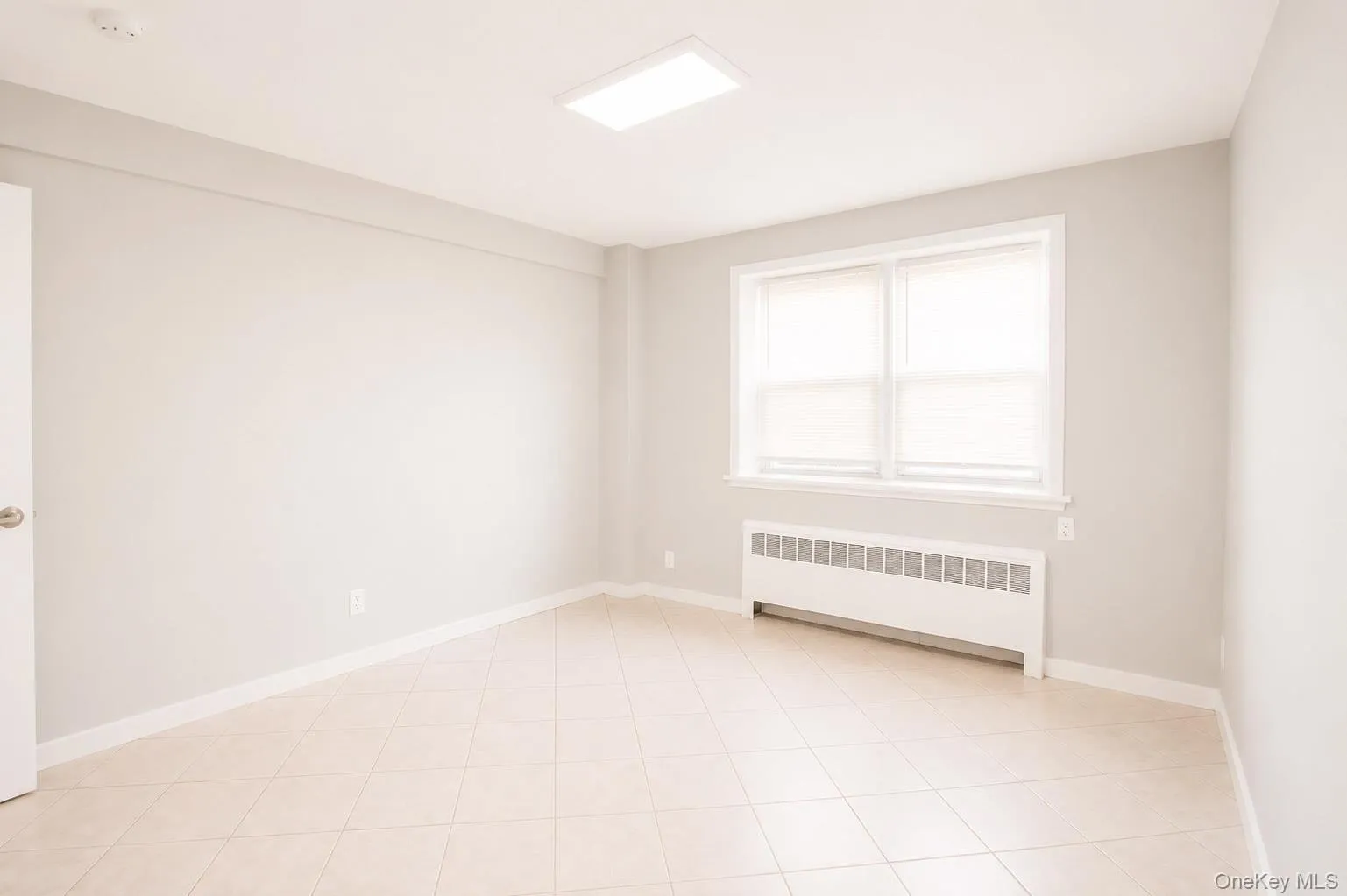 248 Broadway, Long Beach, NY, 1 Bedroom Bedrooms, 4 Rooms Rooms,1 BathroomBathrooms,Residential Lease,For Rent,Broadway,0,1038534 248 Broadway, Long Beach, NY, 1 Bedroom Bedrooms, 4 Rooms Rooms,1 BathroomBathrooms,Residential Lease,For Rent,Broadway,0,1038534