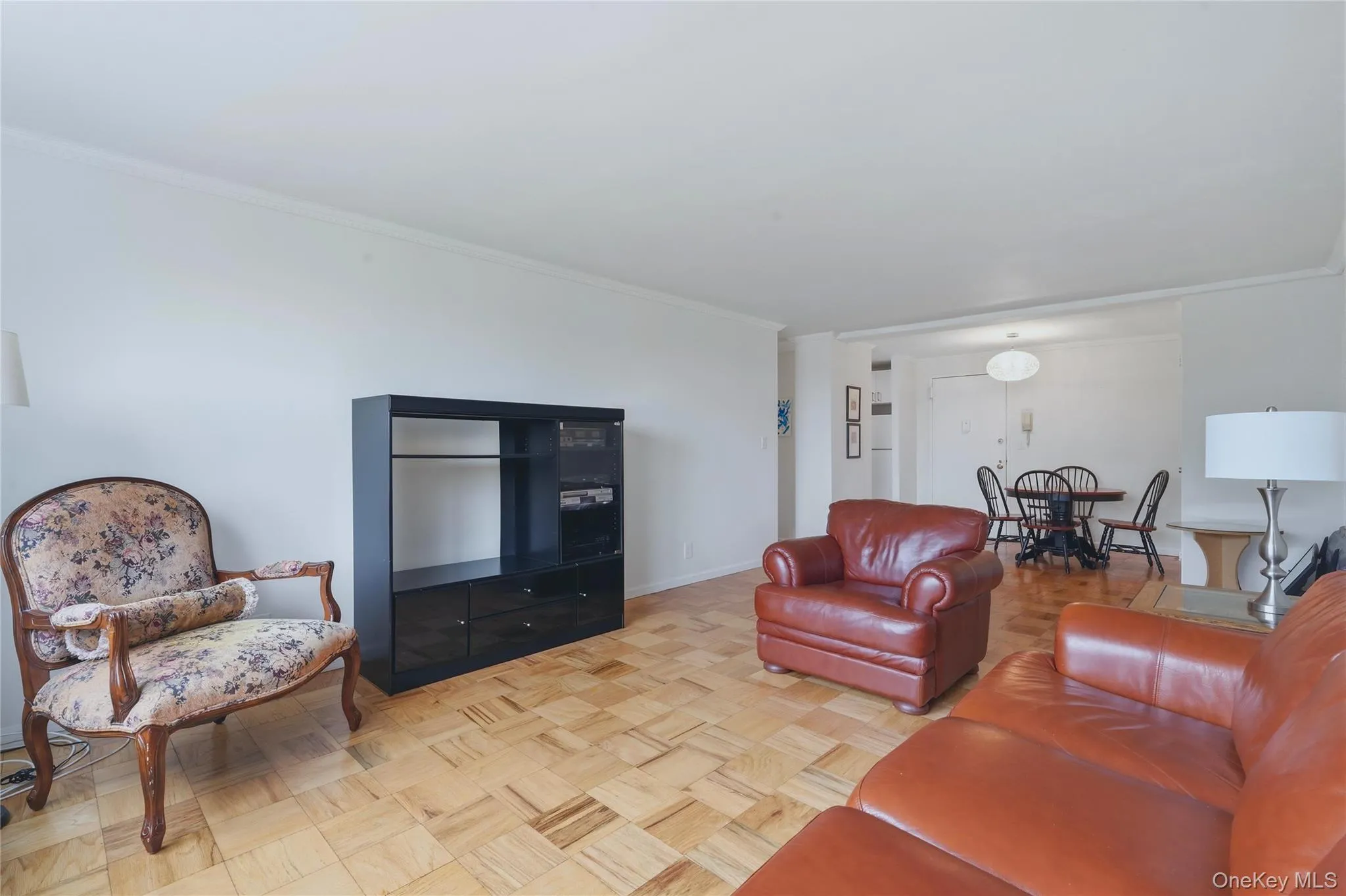 great space for entertaining. great space for entertaining.