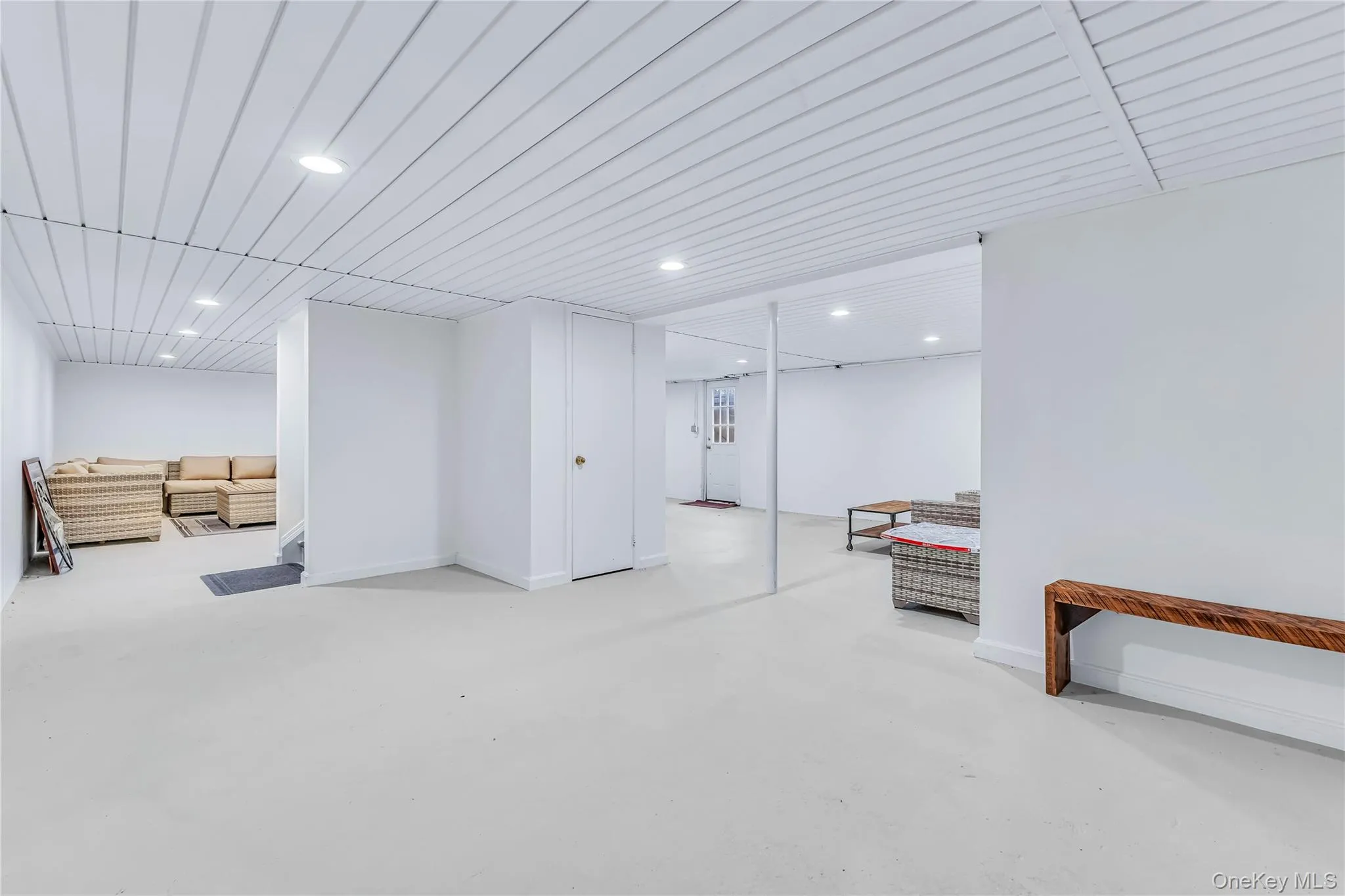 8 High Meadow Lane, Riverhead, NY, 4 Bedrooms Bedrooms, 8 Rooms Rooms,3 BathroomsBathrooms,Residential,For Rent,High Meadow,0,1038540 8 High Meadow Lane, Riverhead, NY, 4 Bedrooms Bedrooms, 8 Rooms Rooms,3 BathroomsBathrooms,Residential,For Rent,High Meadow,0,1038540