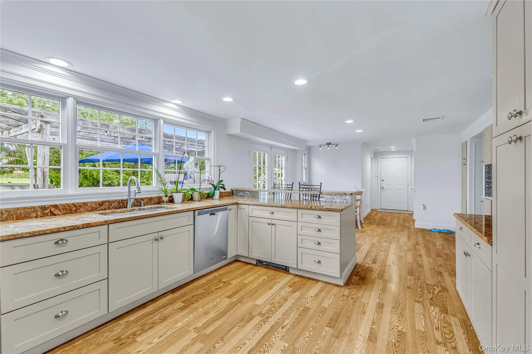 8 High Meadow Lane, Riverhead, NY, 4 Bedrooms Bedrooms, 8 Rooms Rooms,3 BathroomsBathrooms,Residential,For Rent,High Meadow,0,1038540 8 High Meadow Lane, Riverhead, NY, 4 Bedrooms Bedrooms, 8 Rooms Rooms,3 BathroomsBathrooms,Residential,For Rent,High Meadow,0,1038540