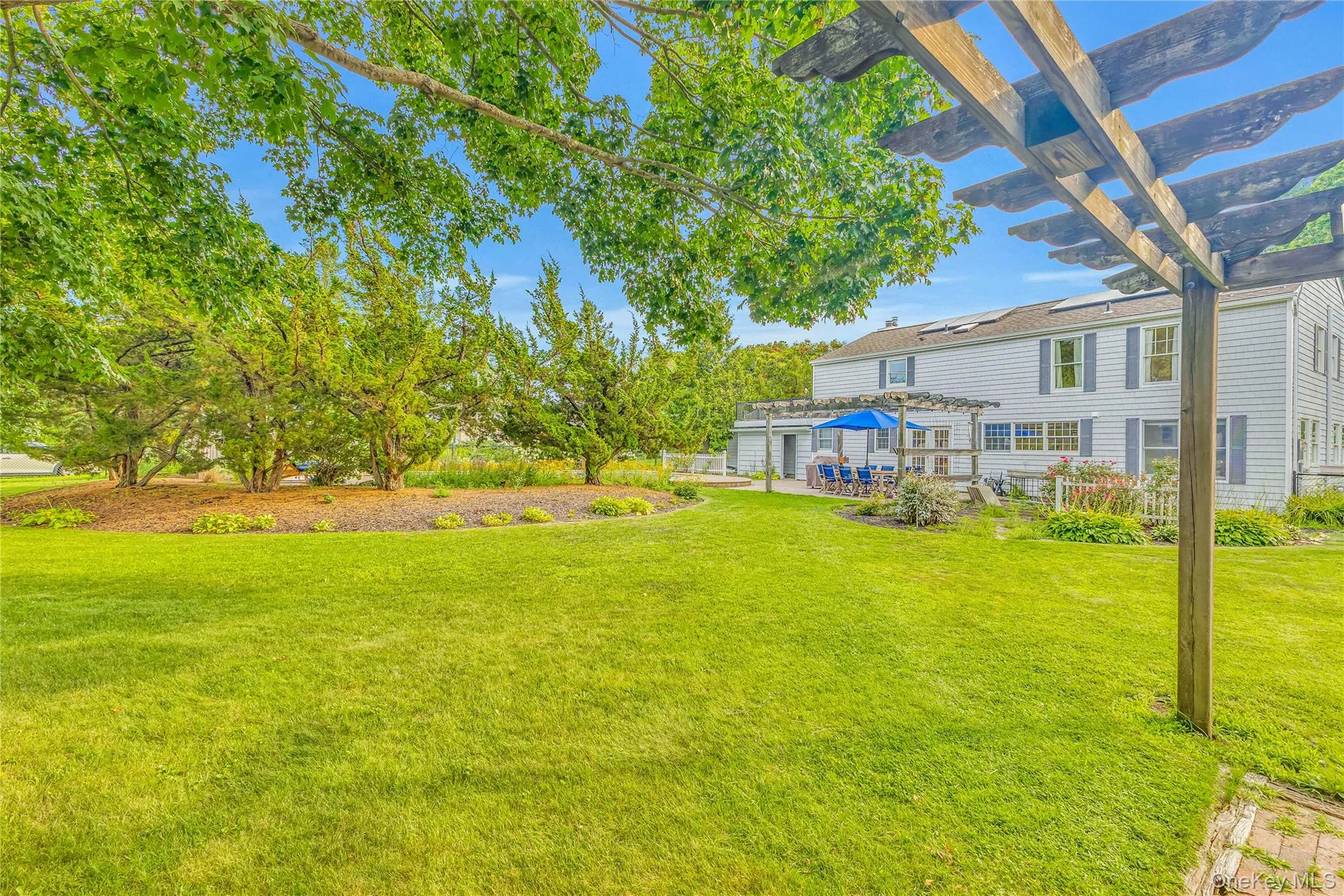 8 High Meadow Lane, Riverhead, NY, 4 Bedrooms Bedrooms, 8 Rooms Rooms,3 BathroomsBathrooms,Residential,For Rent,High Meadow,0,1038540 8 High Meadow Lane, Riverhead, NY, 4 Bedrooms Bedrooms, 8 Rooms Rooms,3 BathroomsBathrooms,Residential,For Rent,High Meadow,0,1038540