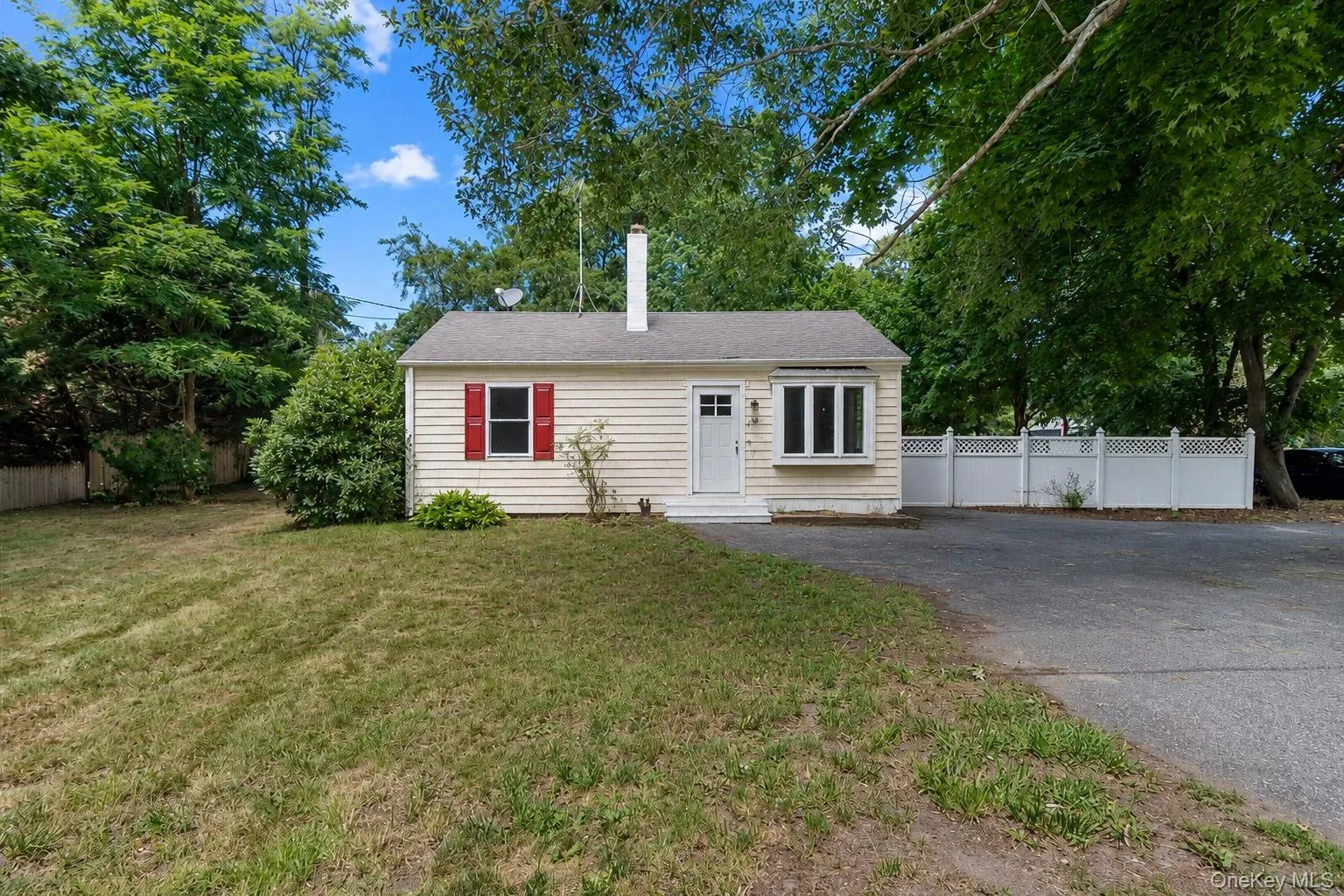 685 Horseblock Road, Brookhaven, NY, 3 Bedrooms Bedrooms, 7 Rooms Rooms,2 BathroomsBathrooms,Residential,For Rent,Horseblock,0,1038543 685 Horseblock Road, Brookhaven, NY, 3 Bedrooms Bedrooms, 7 Rooms Rooms,2 BathroomsBathrooms,Residential,For Rent,Horseblock,0,1038543