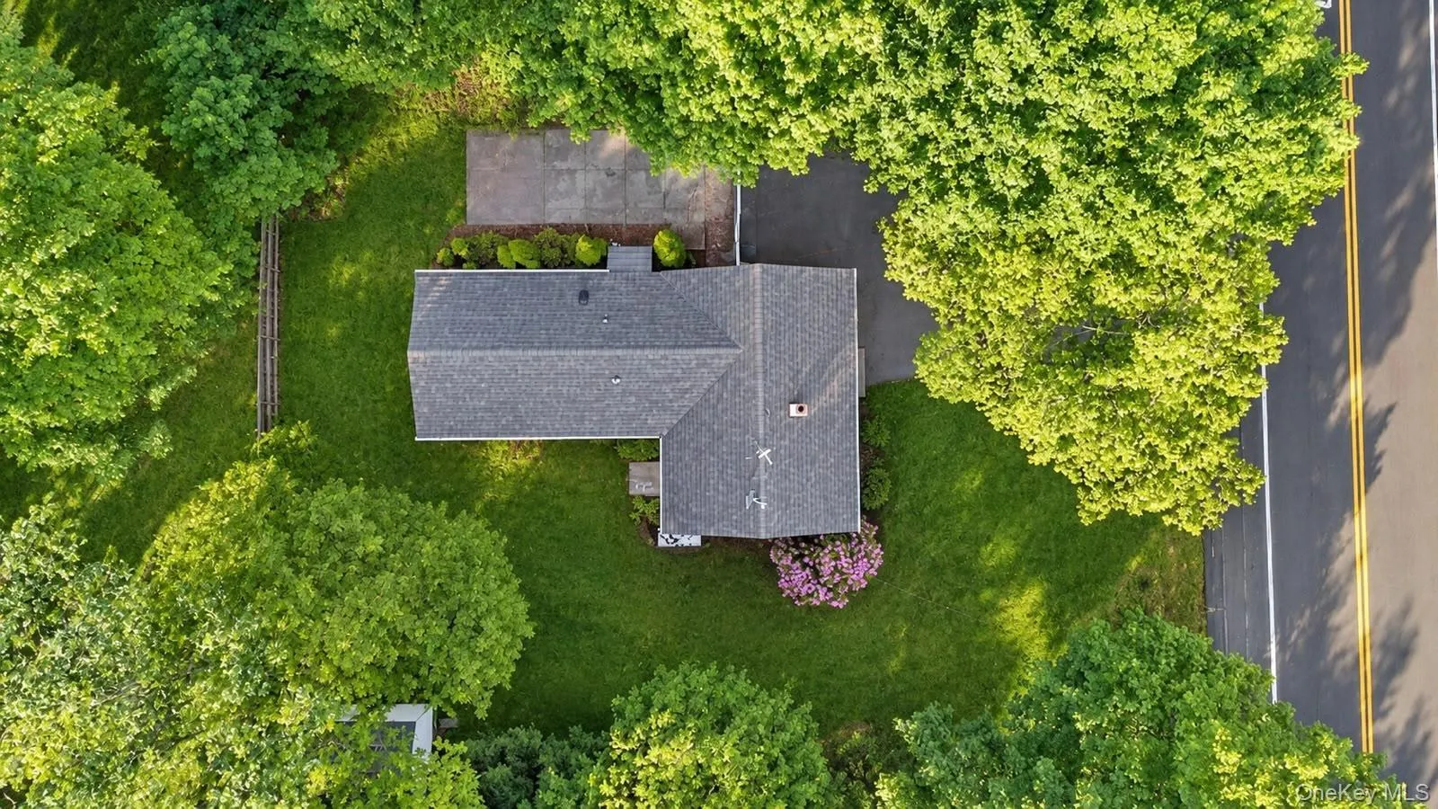 685 Horseblock Road, Brookhaven, NY, 3 Bedrooms Bedrooms, 7 Rooms Rooms,2 BathroomsBathrooms,Residential,For Rent,Horseblock,0,1038543 685 Horseblock Road, Brookhaven, NY, 3 Bedrooms Bedrooms, 7 Rooms Rooms,2 BathroomsBathrooms,Residential,For Rent,Horseblock,0,1038543