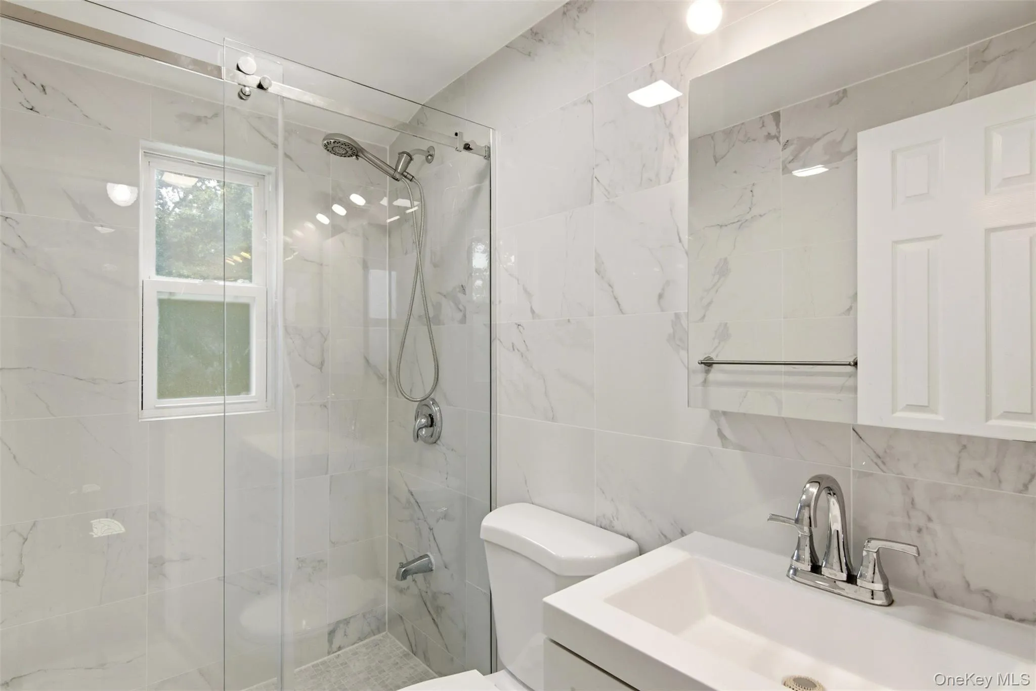 Updated 2nd Floor Full Bathroom Updated 2nd Floor Full Bathroom