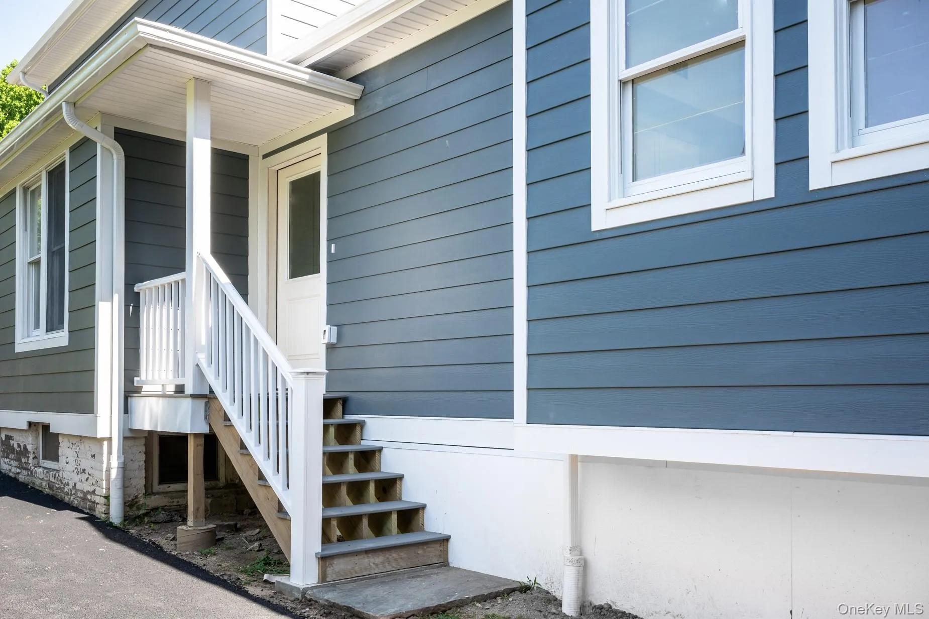 43 N Midland Avenue, Orangetown, NY, 1 Bedroom Bedrooms, 3 Rooms Rooms,1 BathroomBathrooms,Residential Lease,For Rent,N Midland,0,1038551 43 N Midland Avenue, Orangetown, NY, 1 Bedroom Bedrooms, 3 Rooms Rooms,1 BathroomBathrooms,Residential Lease,For Rent,N Midland,0,1038551