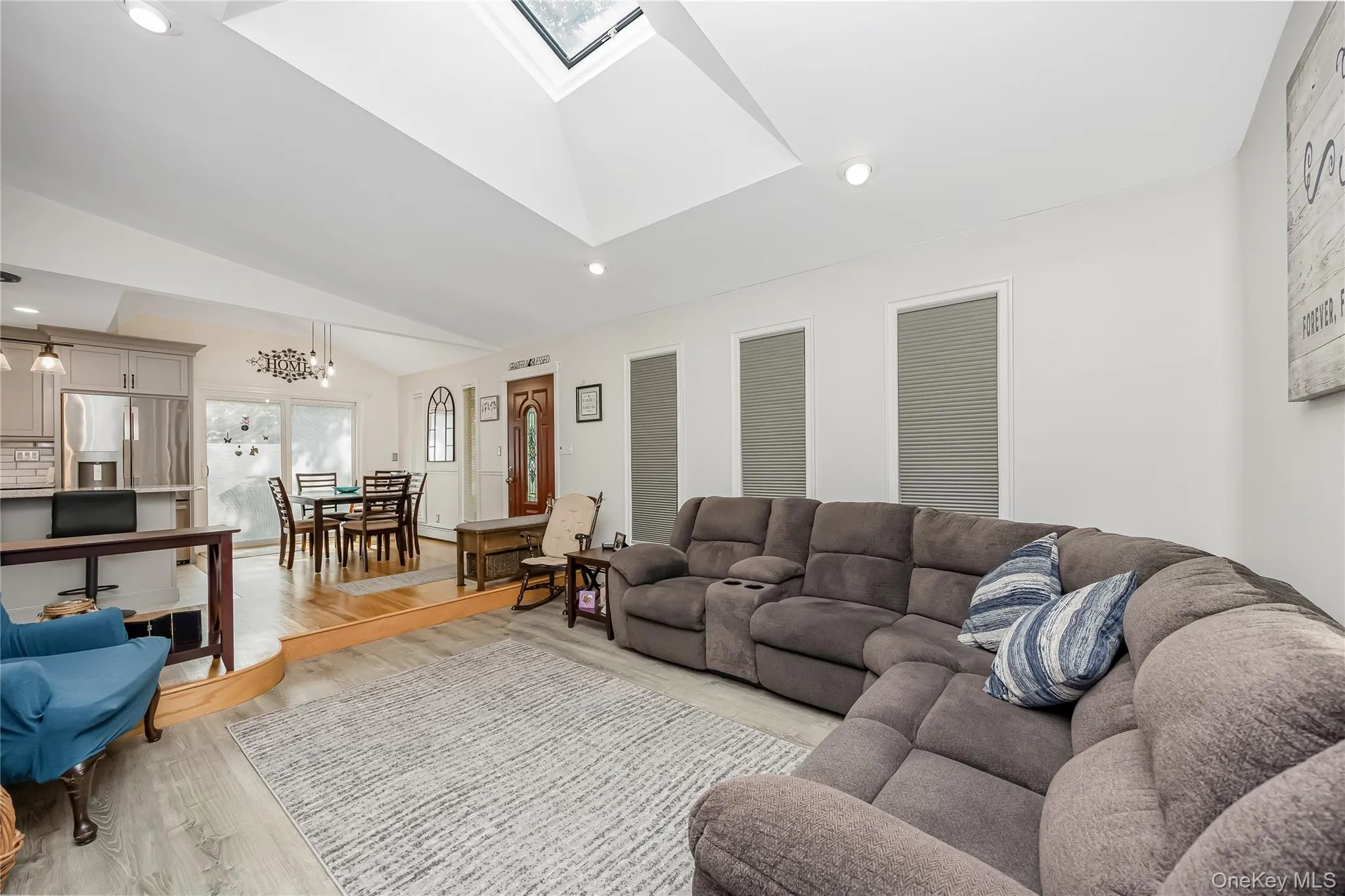 10 Larkin Street, Babylon, NY, 4 Bedrooms Bedrooms, 10 Rooms Rooms,2 BathroomsBathrooms,Residential,For Rent,Larkin,0,1038552 10 Larkin Street, Babylon, NY, 4 Bedrooms Bedrooms, 10 Rooms Rooms,2 BathroomsBathrooms,Residential,For Rent,Larkin,0,1038552