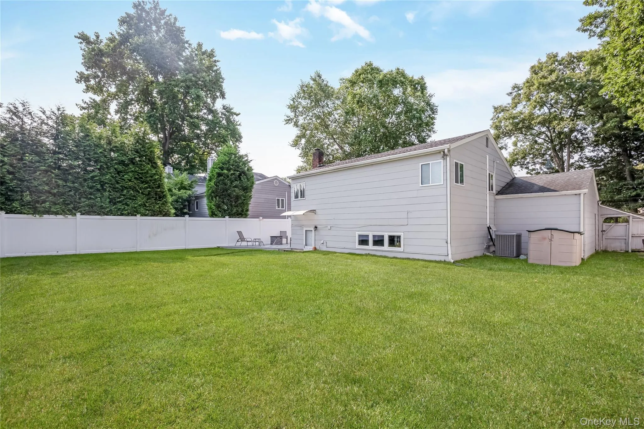 10 Larkin Street, Babylon, NY, 4 Bedrooms Bedrooms, 10 Rooms Rooms,2 BathroomsBathrooms,Residential,For Rent,Larkin,0,1038552 10 Larkin Street, Babylon, NY, 4 Bedrooms Bedrooms, 10 Rooms Rooms,2 BathroomsBathrooms,Residential,For Rent,Larkin,0,1038552