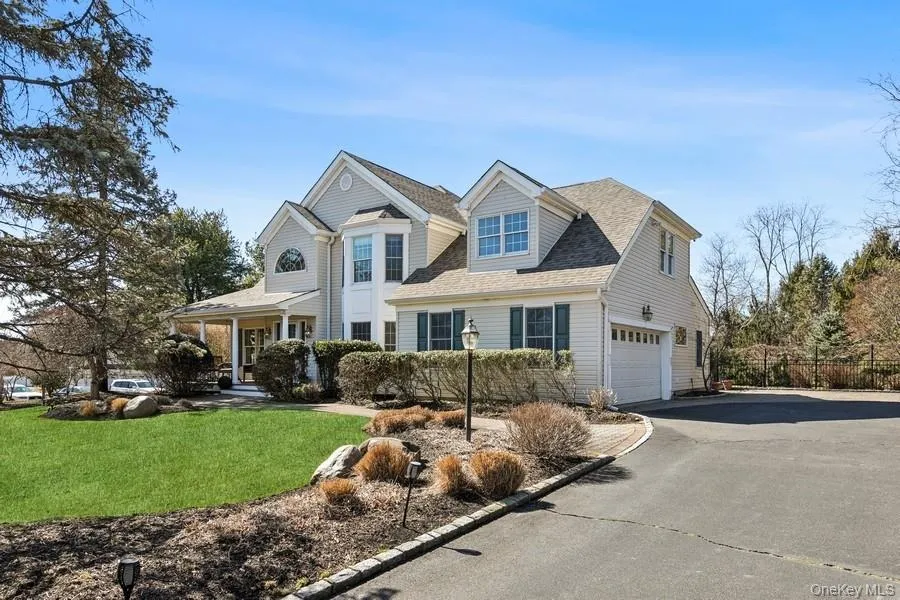 5 Kenwood Lane, Smithtown, NY, 5 Bedrooms Bedrooms, 9 Rooms Rooms,4 BathroomsBathrooms,Residential,For Rent,Kenwood,0,1038556 5 Kenwood Lane, Smithtown, NY, 5 Bedrooms Bedrooms, 9 Rooms Rooms,4 BathroomsBathrooms,Residential,For Rent,Kenwood,0,1038556