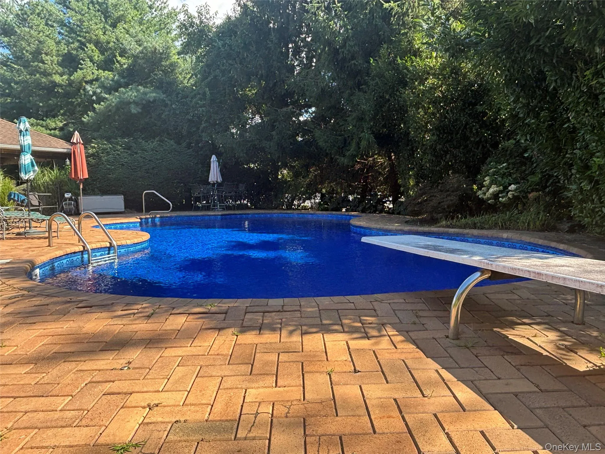 5 Kenwood Lane, Smithtown, NY, 5 Bedrooms Bedrooms, 9 Rooms Rooms,4 BathroomsBathrooms,Residential,For Rent,Kenwood,0,1038556 5 Kenwood Lane, Smithtown, NY, 5 Bedrooms Bedrooms, 9 Rooms Rooms,4 BathroomsBathrooms,Residential,For Rent,Kenwood,0,1038556