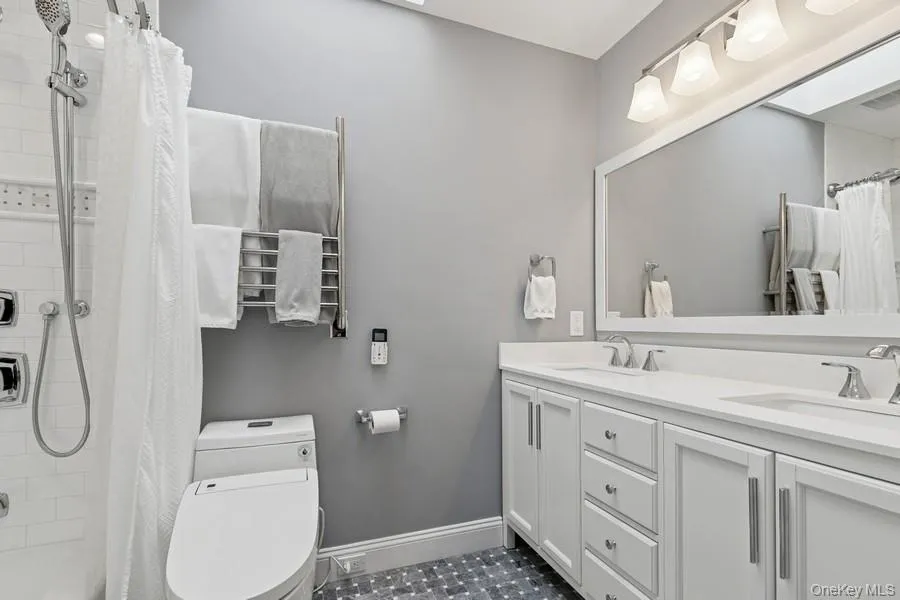 5 Kenwood Lane, Smithtown, NY, 5 Bedrooms Bedrooms, 9 Rooms Rooms,4 BathroomsBathrooms,Residential,For Rent,Kenwood,0,1038556 5 Kenwood Lane, Smithtown, NY, 5 Bedrooms Bedrooms, 9 Rooms Rooms,4 BathroomsBathrooms,Residential,For Rent,Kenwood,0,1038556