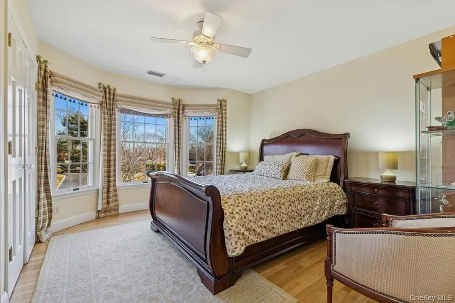 5 Kenwood Lane, Smithtown, NY, 5 Bedrooms Bedrooms, 9 Rooms Rooms,4 BathroomsBathrooms,Residential,For Rent,Kenwood,0,1038556 5 Kenwood Lane, Smithtown, NY, 5 Bedrooms Bedrooms, 9 Rooms Rooms,4 BathroomsBathrooms,Residential,For Rent,Kenwood,0,1038556