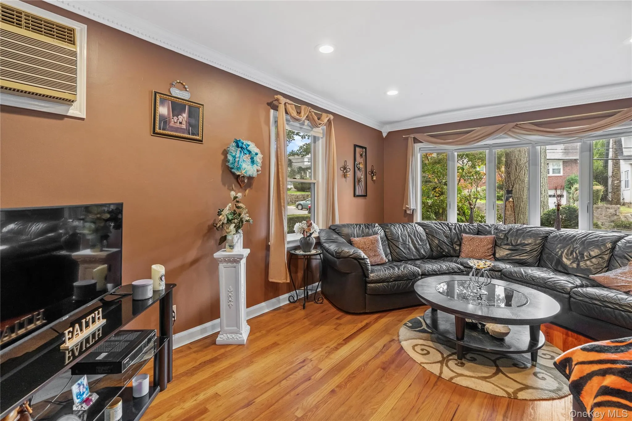 129 Sweetfield Circle, Yonkers, NY, 3 Bedrooms Bedrooms, 8 Rooms Rooms,2 BathroomsBathrooms,Residential,For Rent,Sweetfield,0,1038558 129 Sweetfield Circle, Yonkers, NY, 3 Bedrooms Bedrooms, 8 Rooms Rooms,2 BathroomsBathrooms,Residential,For Rent,Sweetfield,0,1038558