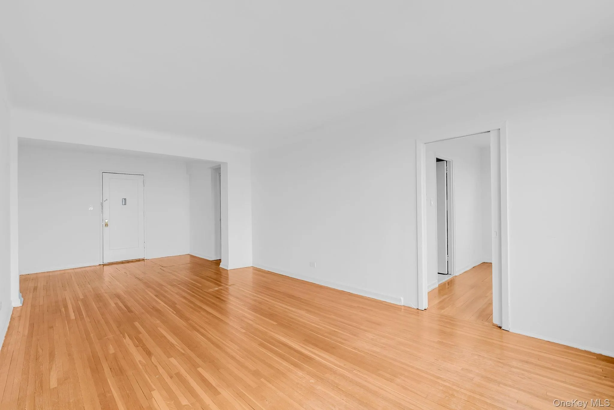 143-50 Hoover Avenue, New York, NY, 2 Bedrooms Bedrooms, 5 Rooms Rooms,1 BathroomBathrooms,Residential Lease,For Rent,Hoover,0,1038562 143-50 Hoover Avenue, New York, NY, 2 Bedrooms Bedrooms, 5 Rooms Rooms,1 BathroomBathrooms,Residential Lease,For Rent,Hoover,0,1038562