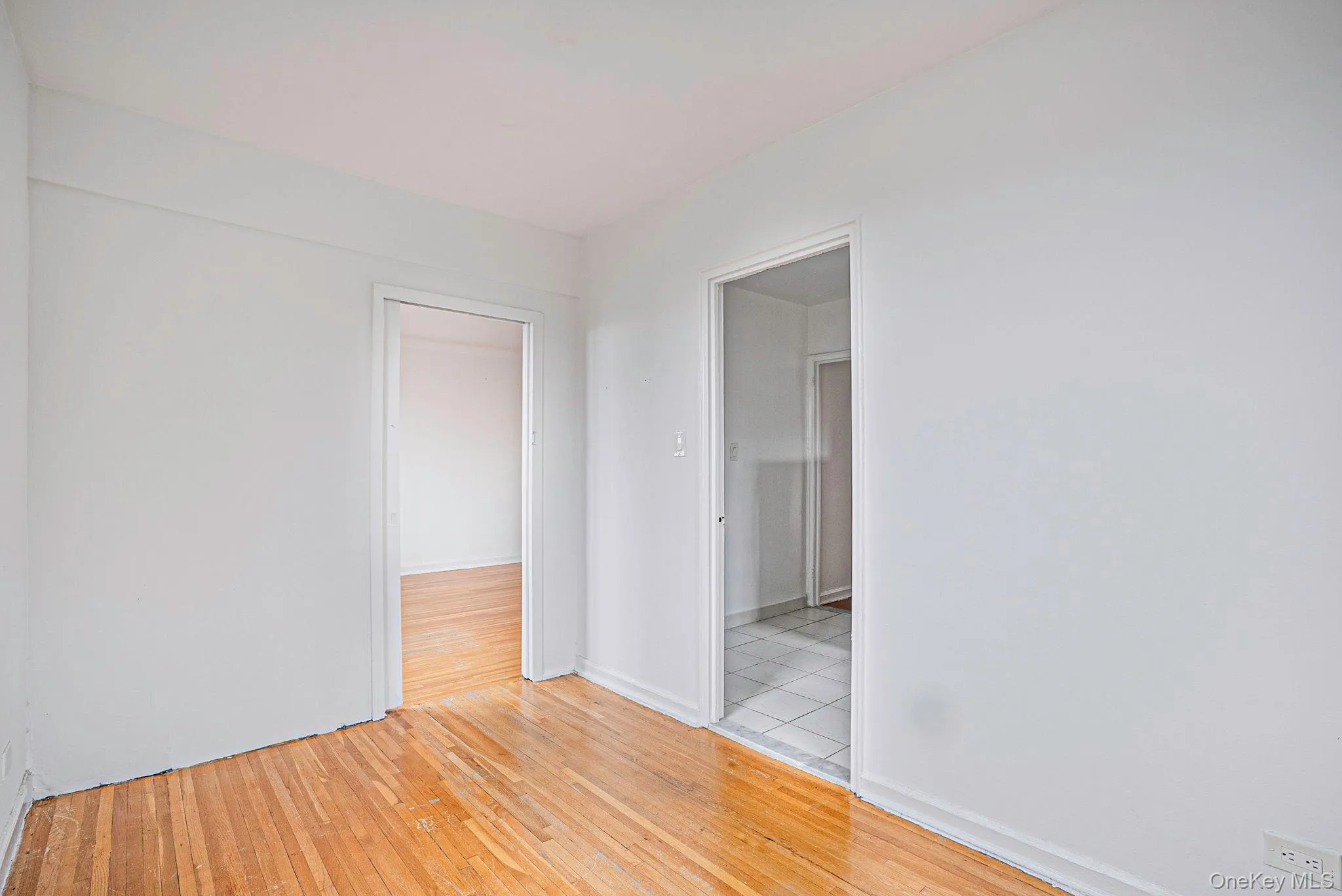 143-50 Hoover Avenue, New York, NY, 2 Bedrooms Bedrooms, 5 Rooms Rooms,1 BathroomBathrooms,Residential Lease,For Rent,Hoover,0,1038562 143-50 Hoover Avenue, New York, NY, 2 Bedrooms Bedrooms, 5 Rooms Rooms,1 BathroomBathrooms,Residential Lease,For Rent,Hoover,0,1038562