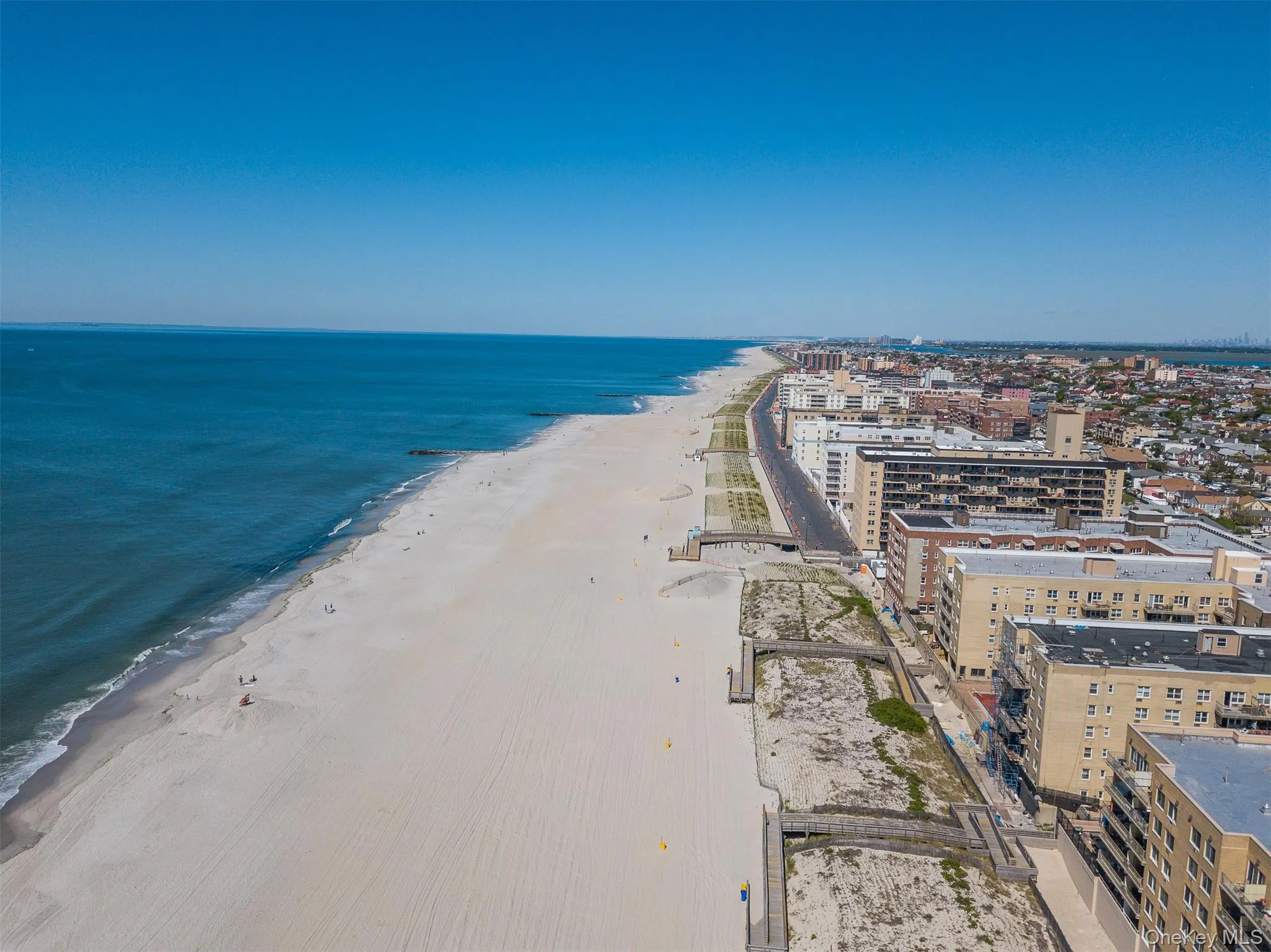 105 Mitchell Avenue, Long Beach, NY, 3 Bedrooms Bedrooms, 6 Rooms Rooms,2 BathroomsBathrooms,Residential Lease,For Rent,Mitchell,0,1038565 105 Mitchell Avenue, Long Beach, NY, 3 Bedrooms Bedrooms, 6 Rooms Rooms,2 BathroomsBathrooms,Residential Lease,For Rent,Mitchell,0,1038565