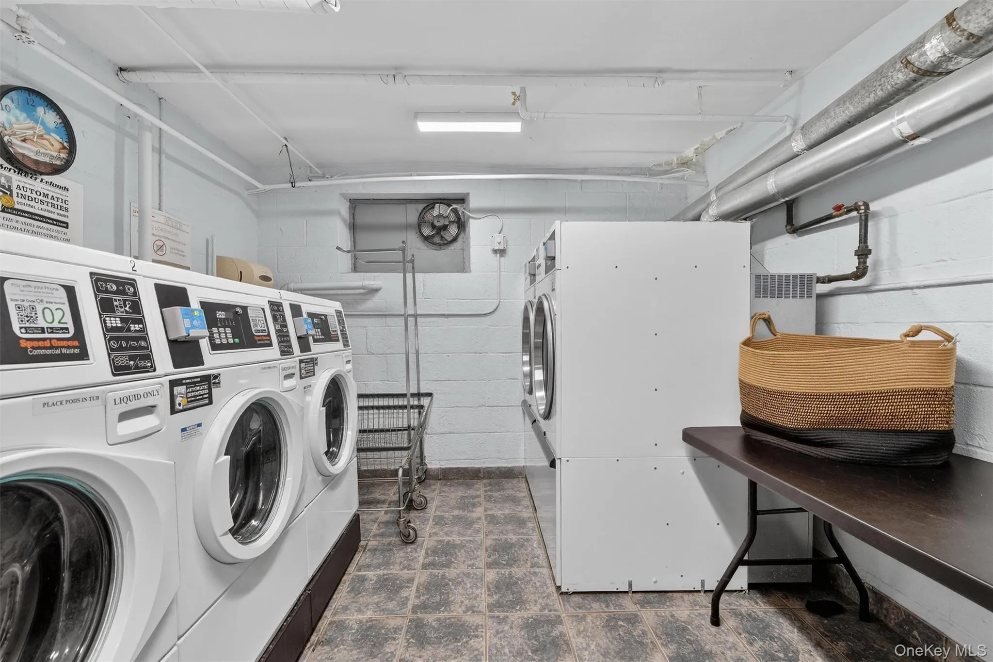 150 Glenwood Avenue, Yonkers, NY, 2 Bedrooms Bedrooms, 4 Rooms Rooms,1 BathroomBathrooms,Residential,For Rent,Glenwood,0,1038568 150 Glenwood Avenue, Yonkers, NY, 2 Bedrooms Bedrooms, 4 Rooms Rooms,1 BathroomBathrooms,Residential,For Rent,Glenwood,0,1038568