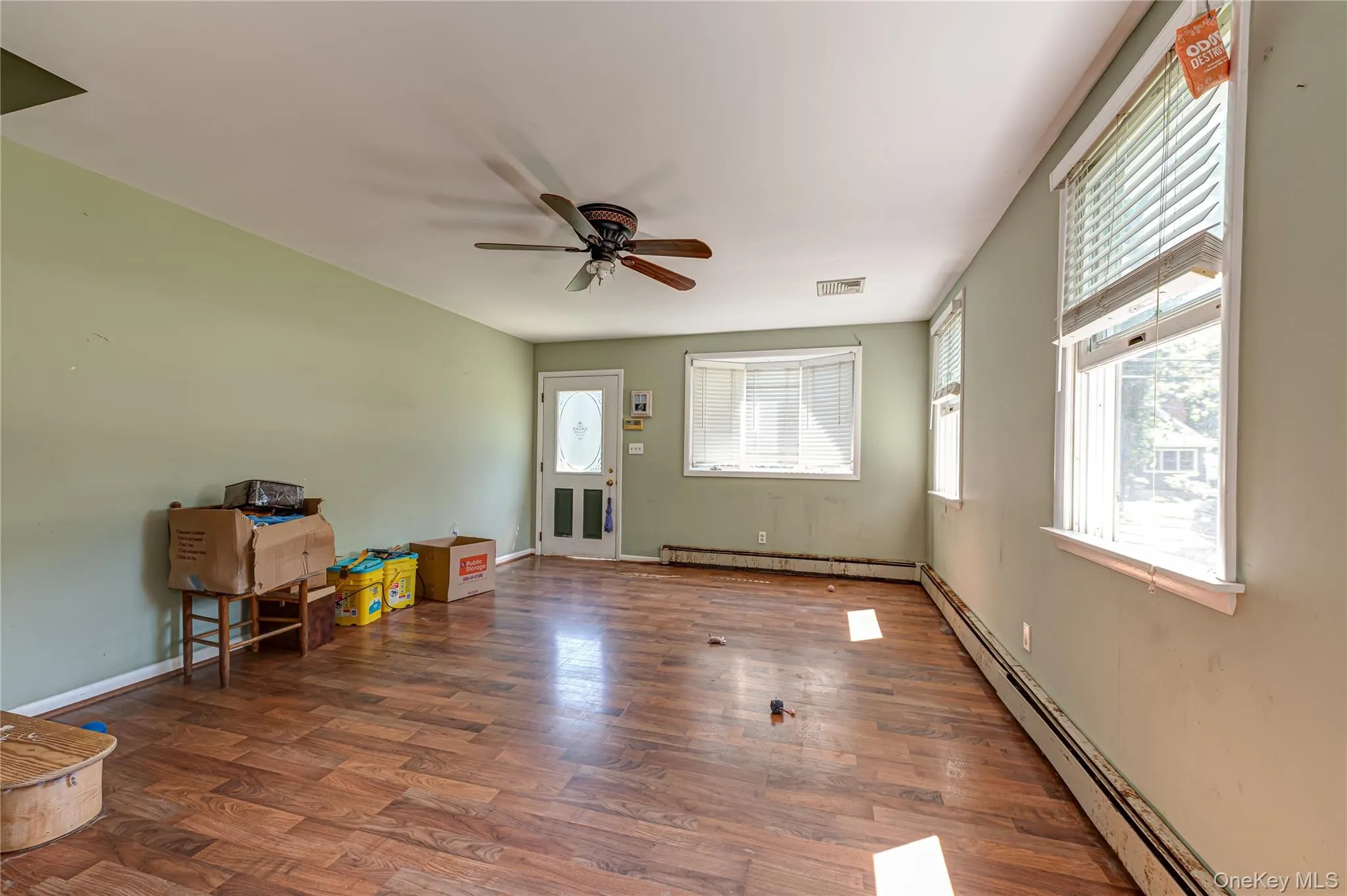 2780 Cedar Avenue, Islip, NY, 3 Bedrooms Bedrooms, 6 Rooms Rooms,3 BathroomsBathrooms,Residential,For Rent,Cedar,0,1038578 2780 Cedar Avenue, Islip, NY, 3 Bedrooms Bedrooms, 6 Rooms Rooms,3 BathroomsBathrooms,Residential,For Rent,Cedar,0,1038578