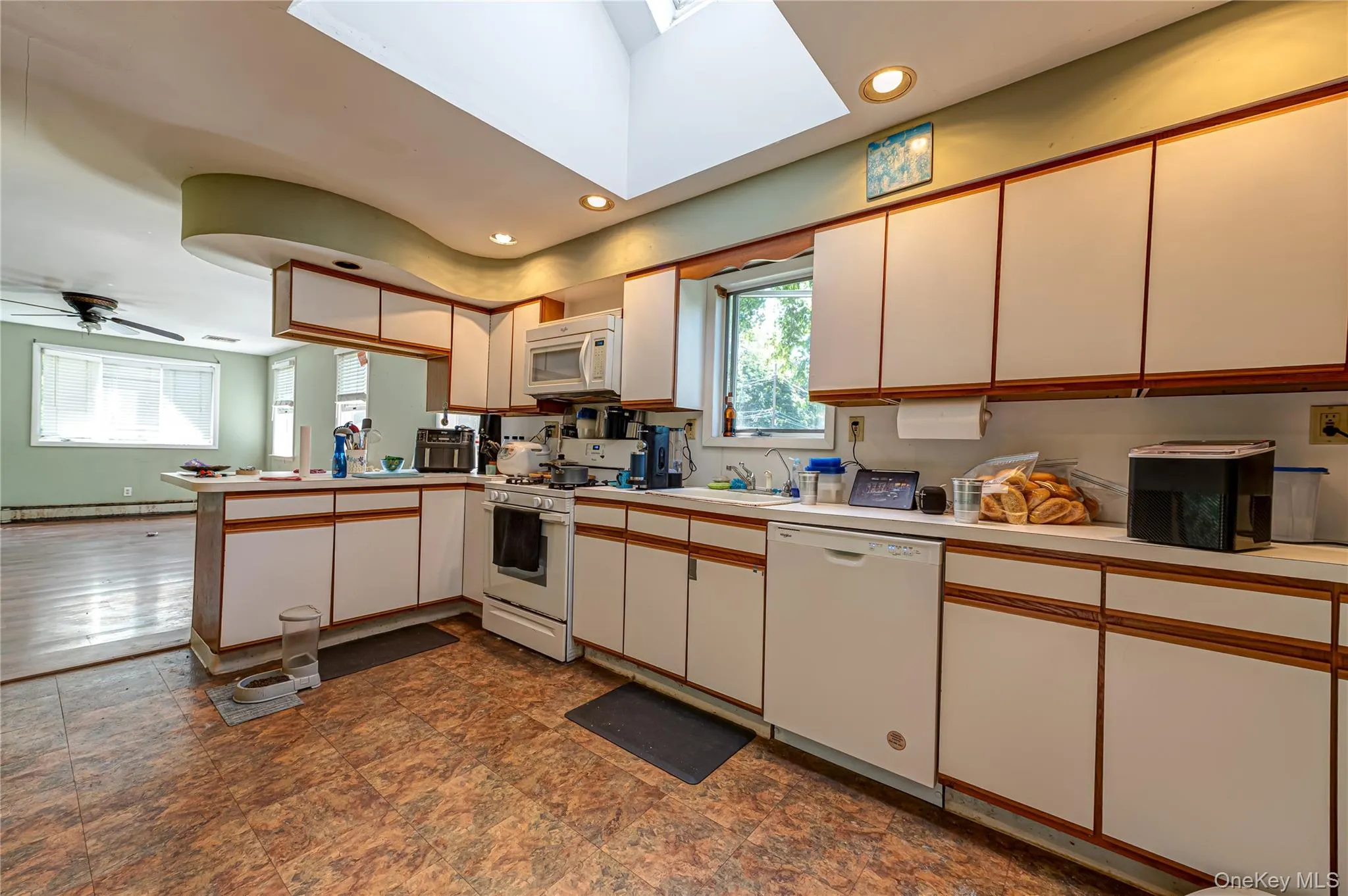 2780 Cedar Avenue, Islip, NY, 3 Bedrooms Bedrooms, 6 Rooms Rooms,3 BathroomsBathrooms,Residential,For Rent,Cedar,0,1038578 2780 Cedar Avenue, Islip, NY, 3 Bedrooms Bedrooms, 6 Rooms Rooms,3 BathroomsBathrooms,Residential,For Rent,Cedar,0,1038578