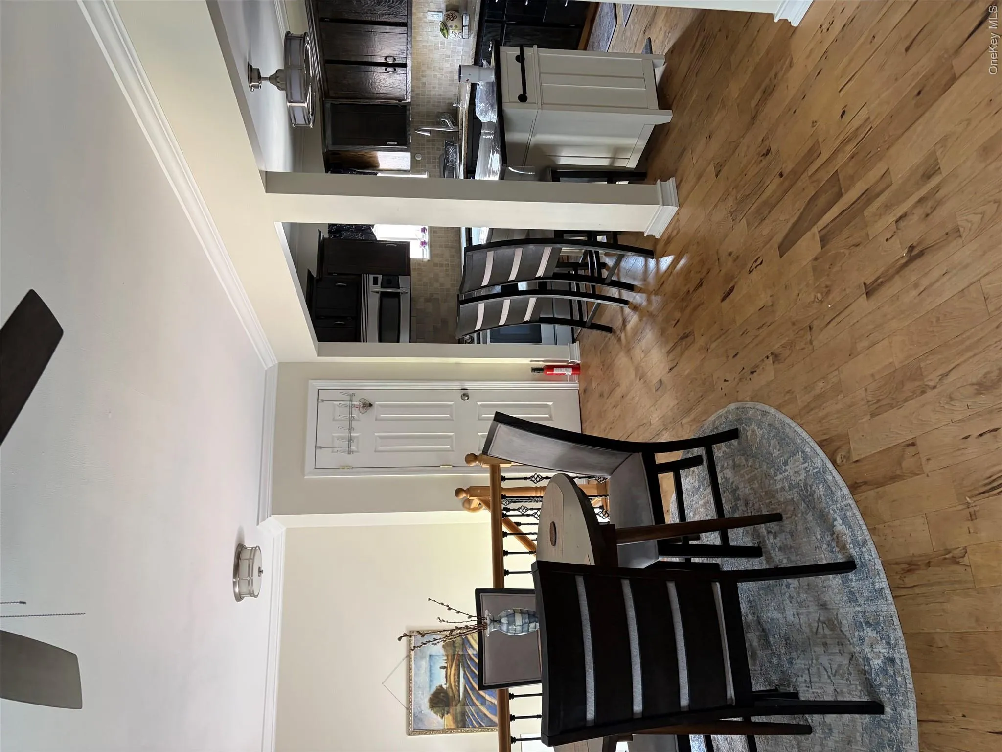 Showing open flow of livingroom, kitchen and dinning. Showing open flow of livingroom, kitchen and dinning.