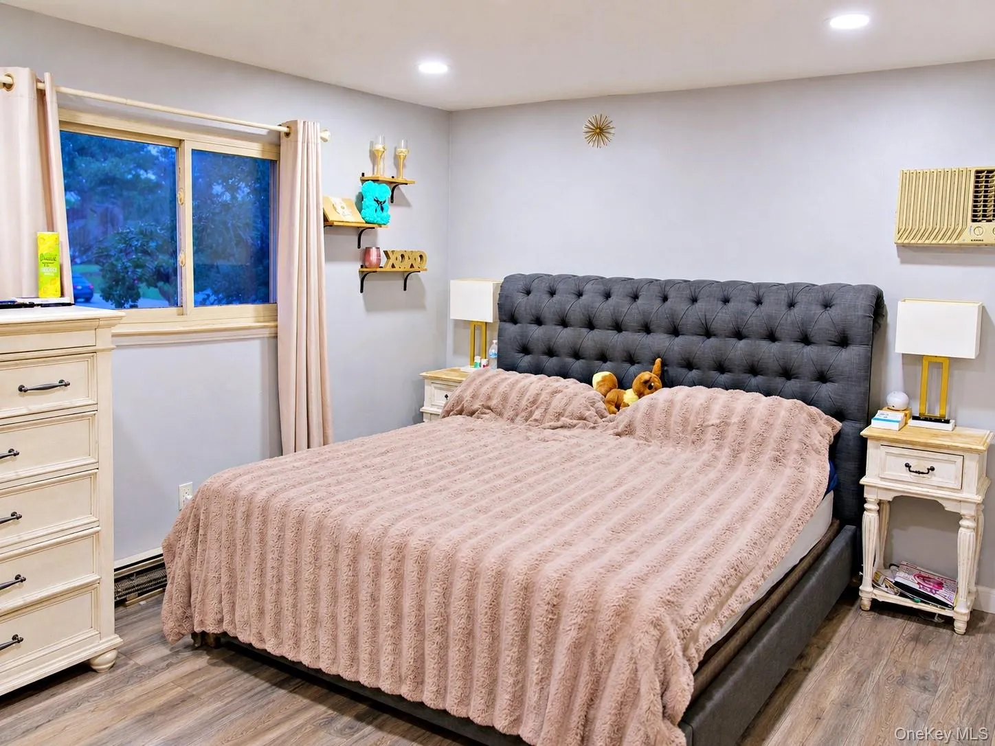 9 Hudson Street, Brookhaven, NY, 4 Bedrooms Bedrooms, 8 Rooms Rooms,1 BathroomBathrooms,Residential,For Rent,Hudson,0,1038583 9 Hudson Street, Brookhaven, NY, 4 Bedrooms Bedrooms, 8 Rooms Rooms,1 BathroomBathrooms,Residential,For Rent,Hudson,0,1038583