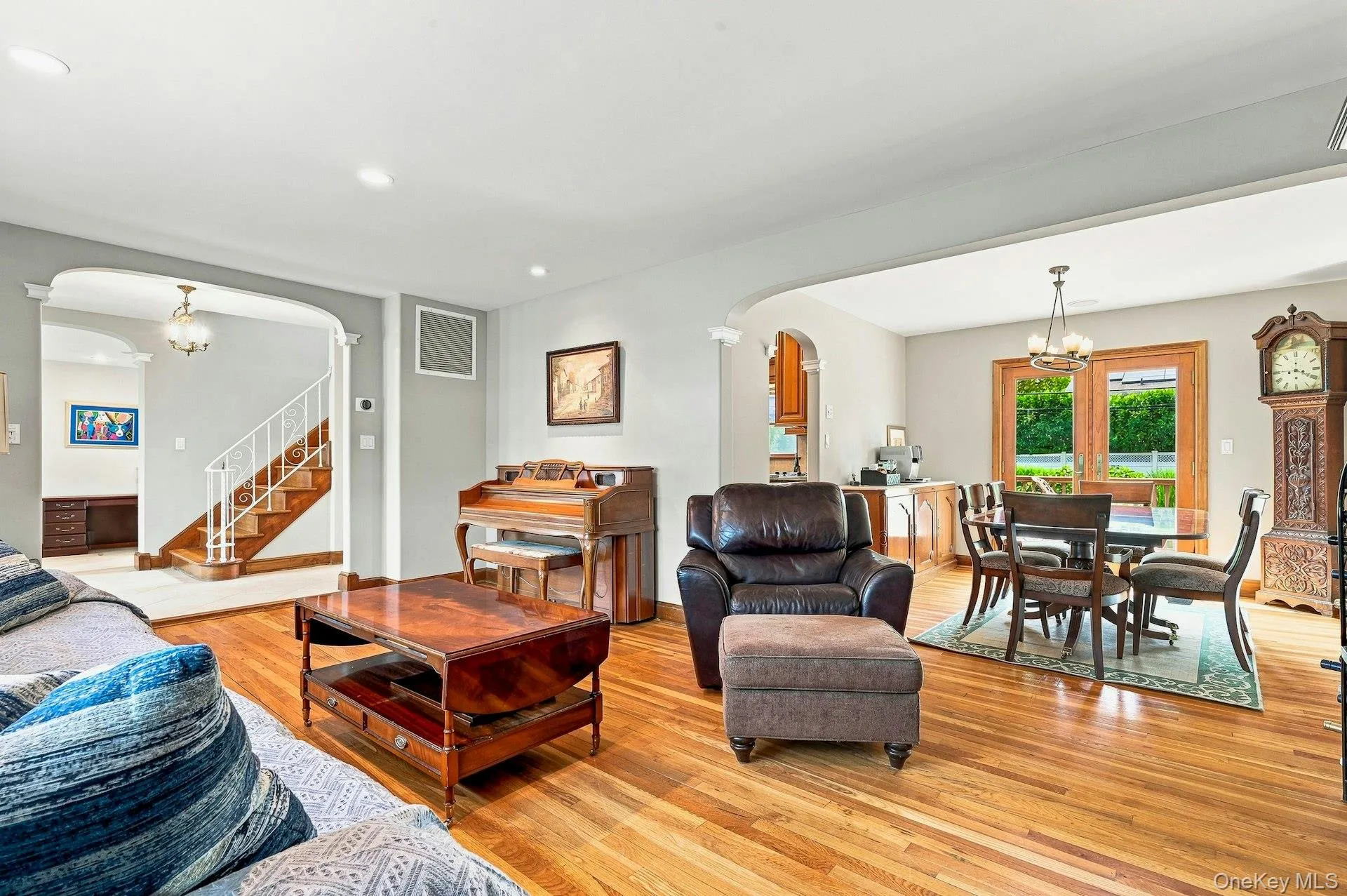 7 Herkimer Avenue, Oyster Bay, NY, 4 Bedrooms Bedrooms, 9 Rooms Rooms,3 BathroomsBathrooms,Residential,For Rent,Herkimer,0,1038584 7 Herkimer Avenue, Oyster Bay, NY, 4 Bedrooms Bedrooms, 9 Rooms Rooms,3 BathroomsBathrooms,Residential,For Rent,Herkimer,0,1038584