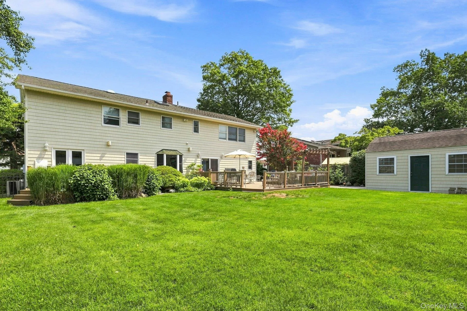 7 Herkimer Avenue, Oyster Bay, NY, 4 Bedrooms Bedrooms, 9 Rooms Rooms,3 BathroomsBathrooms,Residential,For Rent,Herkimer,0,1038584 7 Herkimer Avenue, Oyster Bay, NY, 4 Bedrooms Bedrooms, 9 Rooms Rooms,3 BathroomsBathrooms,Residential,For Rent,Herkimer,0,1038584