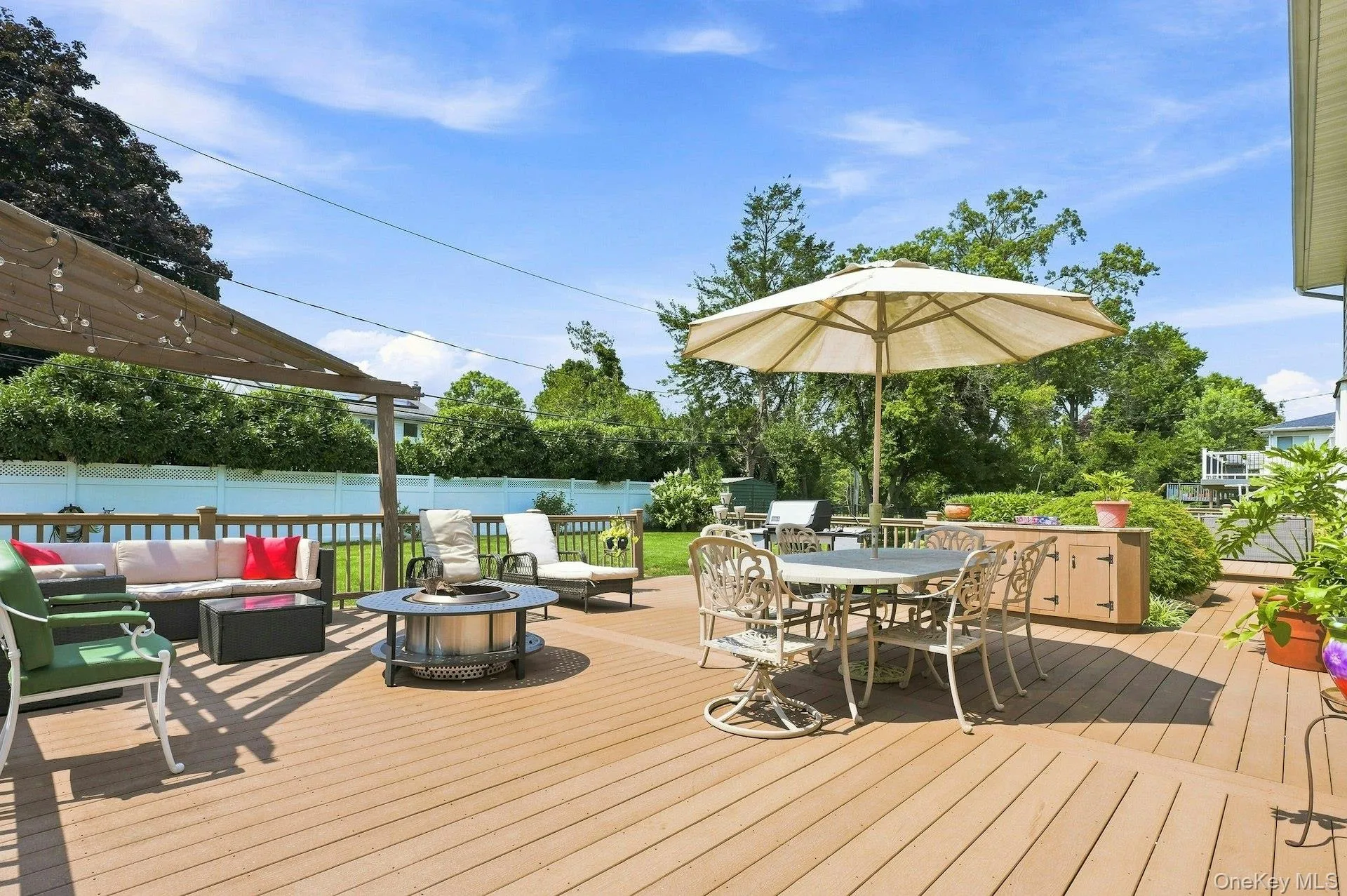 7 Herkimer Avenue, Oyster Bay, NY, 4 Bedrooms Bedrooms, 9 Rooms Rooms,3 BathroomsBathrooms,Residential,For Rent,Herkimer,0,1038584 7 Herkimer Avenue, Oyster Bay, NY, 4 Bedrooms Bedrooms, 9 Rooms Rooms,3 BathroomsBathrooms,Residential,For Rent,Herkimer,0,1038584