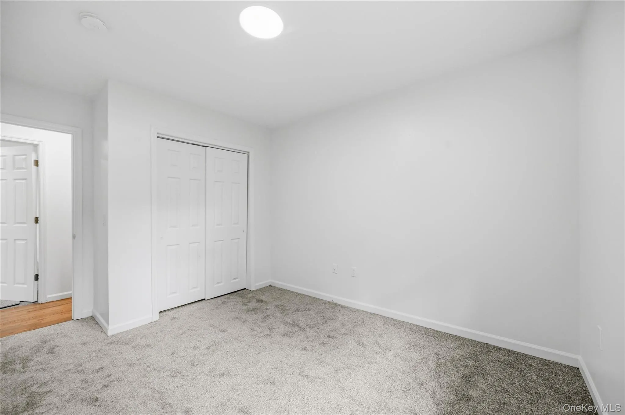 Neutral tone wall finishes Neutral tone wall finishes